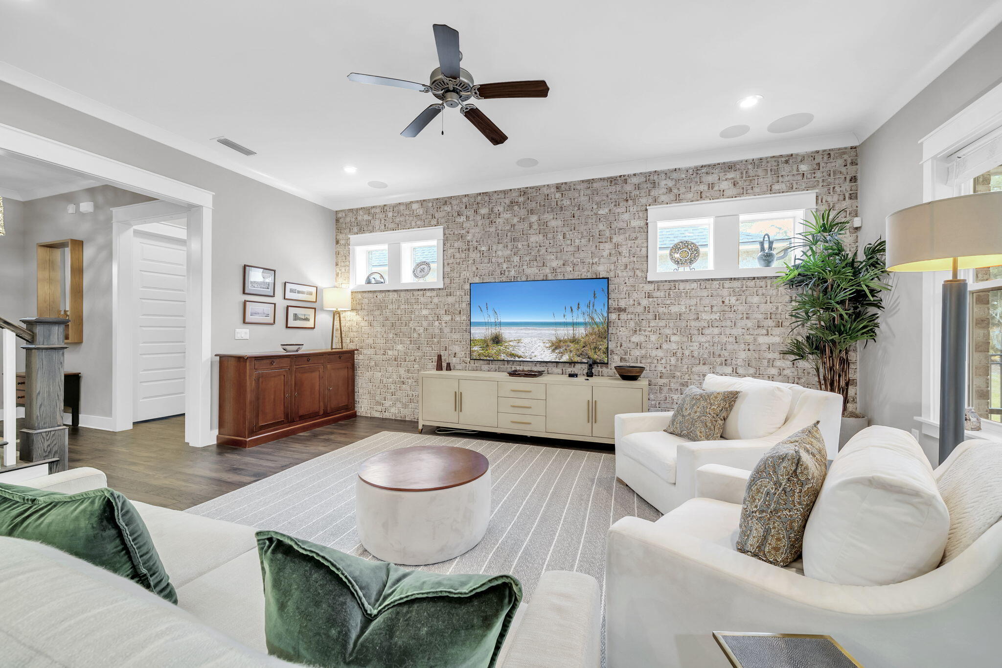 WATERS EDGE - Residential