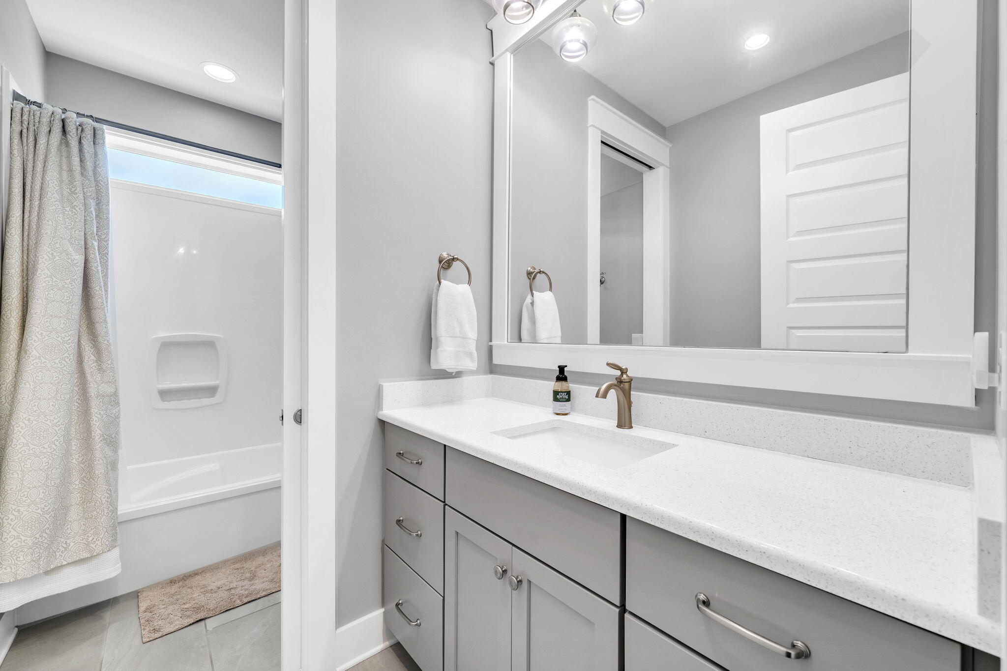 WATERS EDGE - Residential