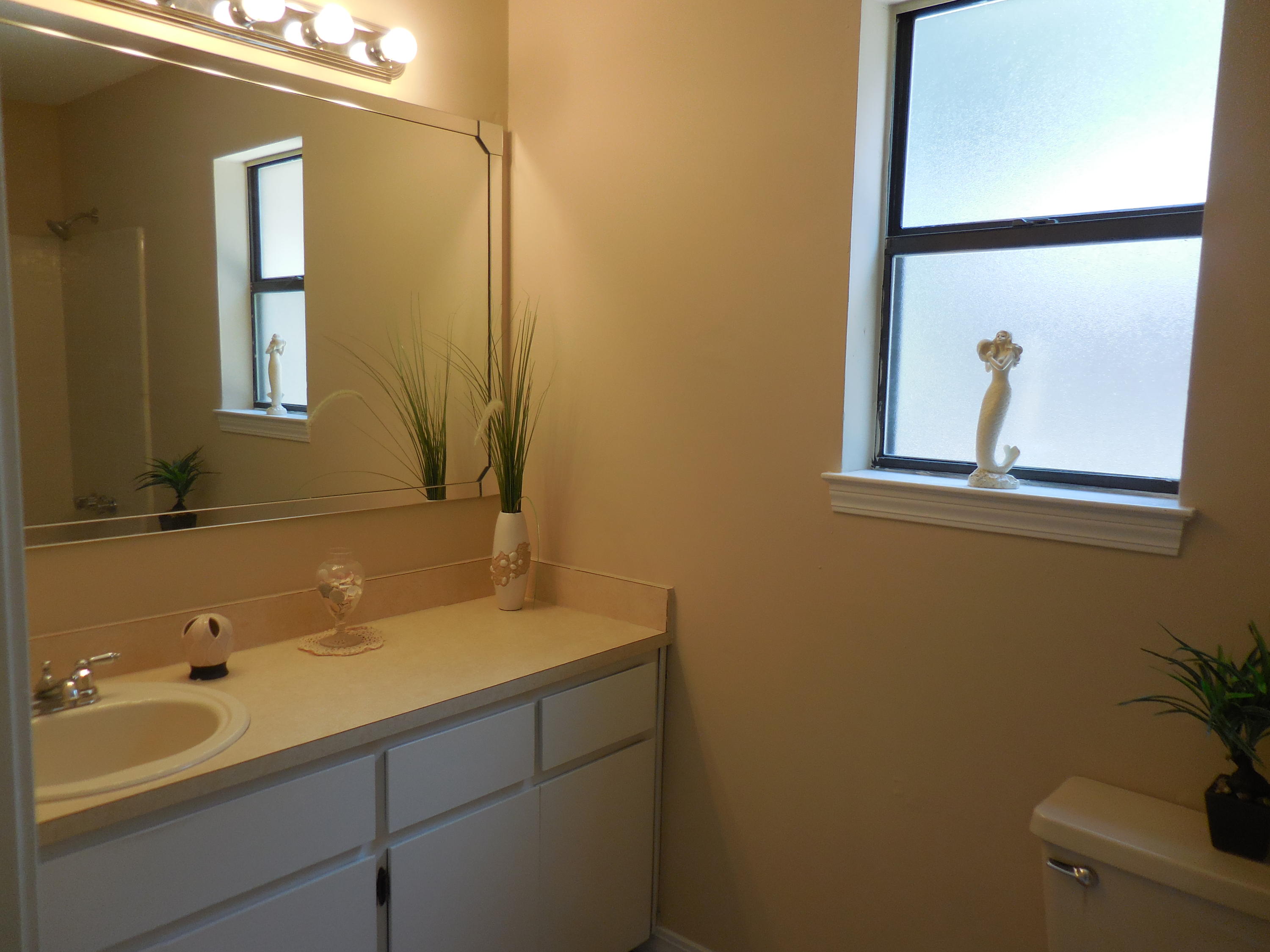 PALM CREST - Residential