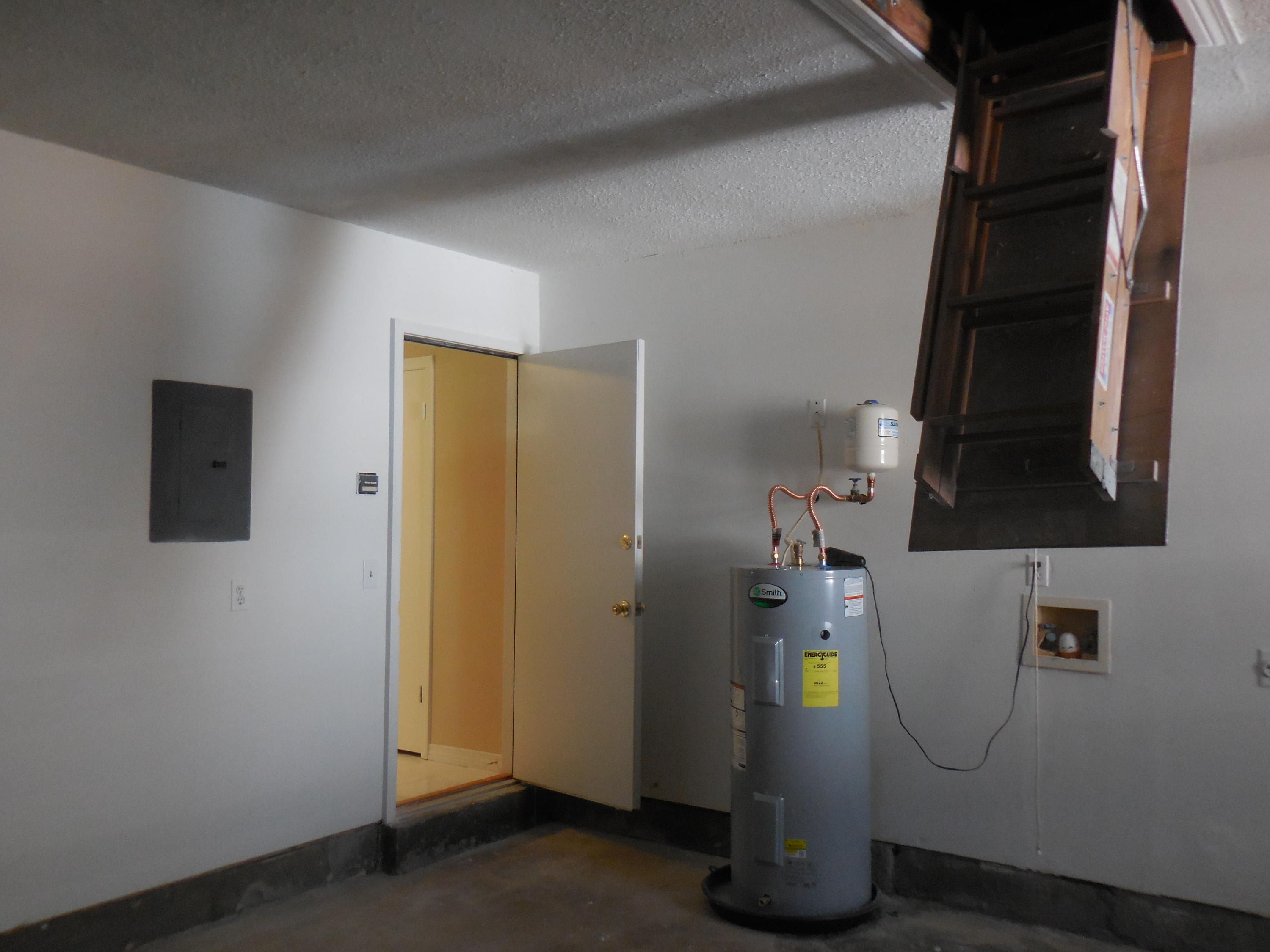 PALM CREST - Residential