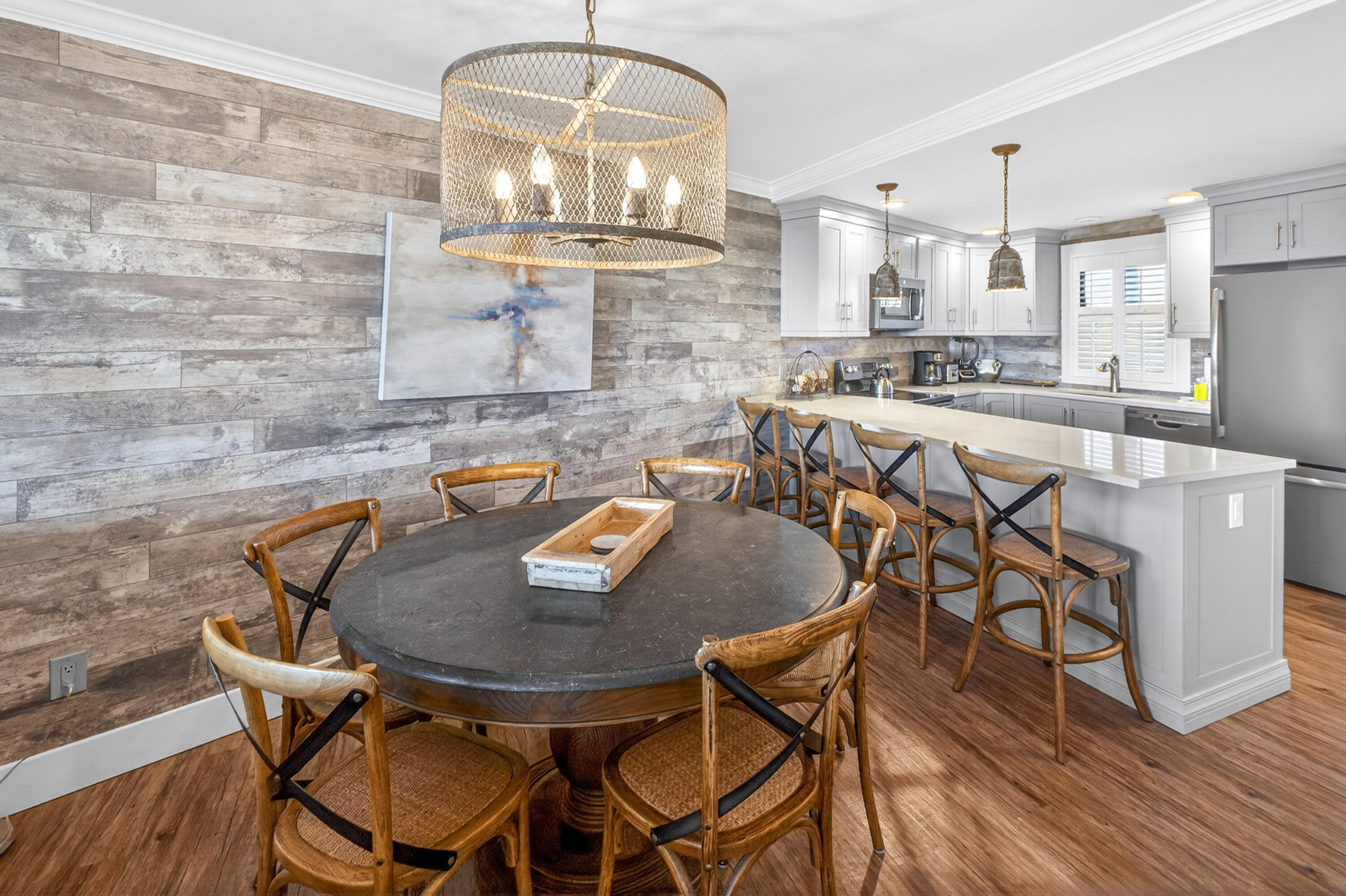 BEACHSIDE 1 CONDO - Residential