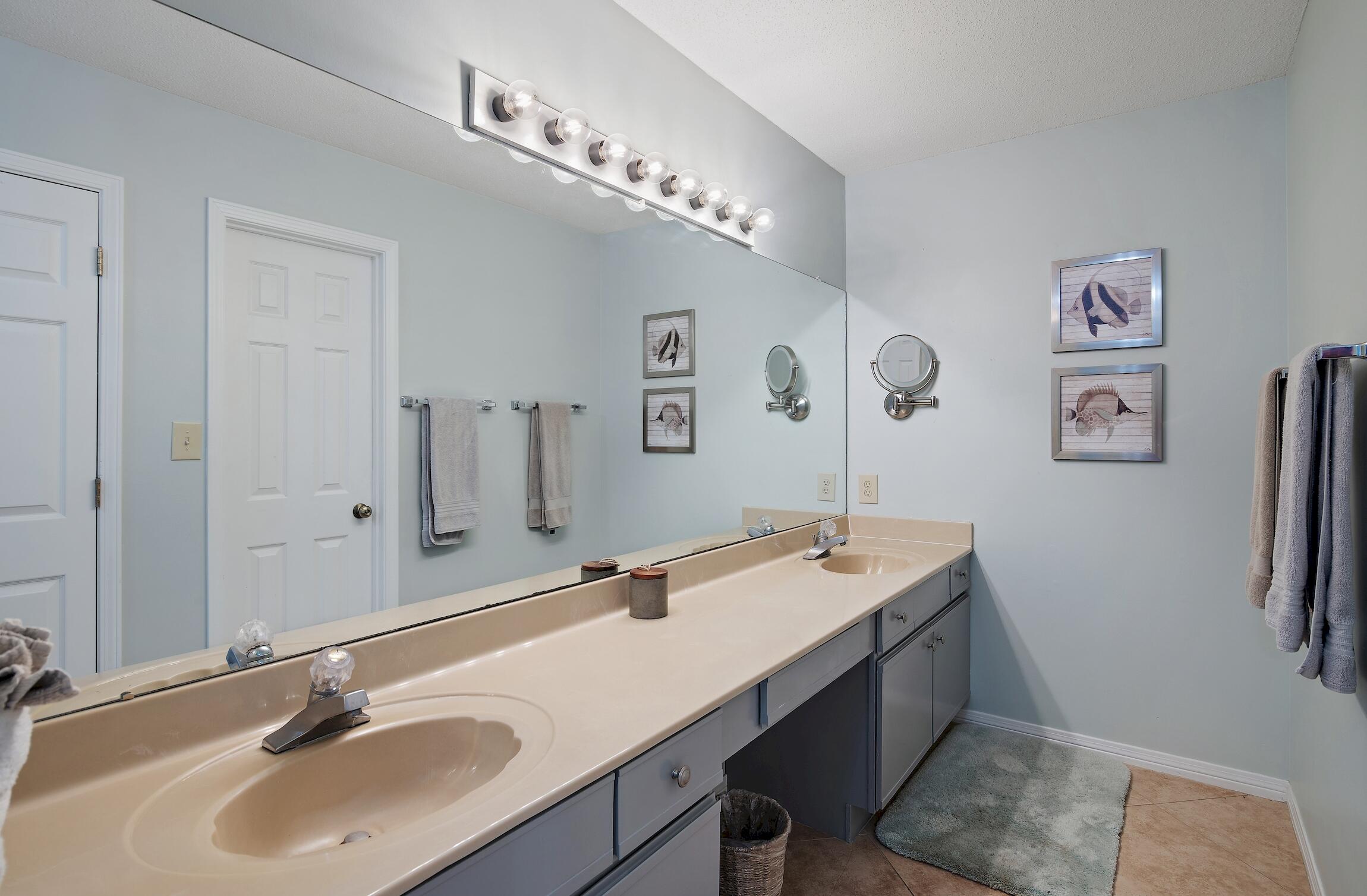 SEASCAPE CONDO BOARDWALK VILLA - Residential