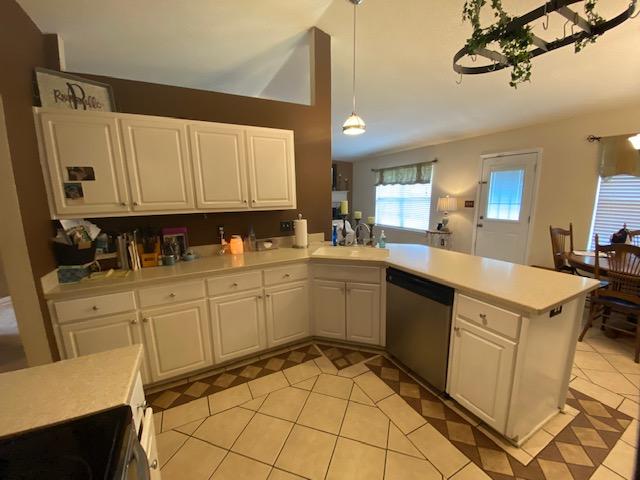 HIDDEN ESTATES - Residential