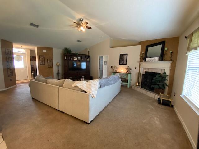 HIDDEN ESTATES - Residential