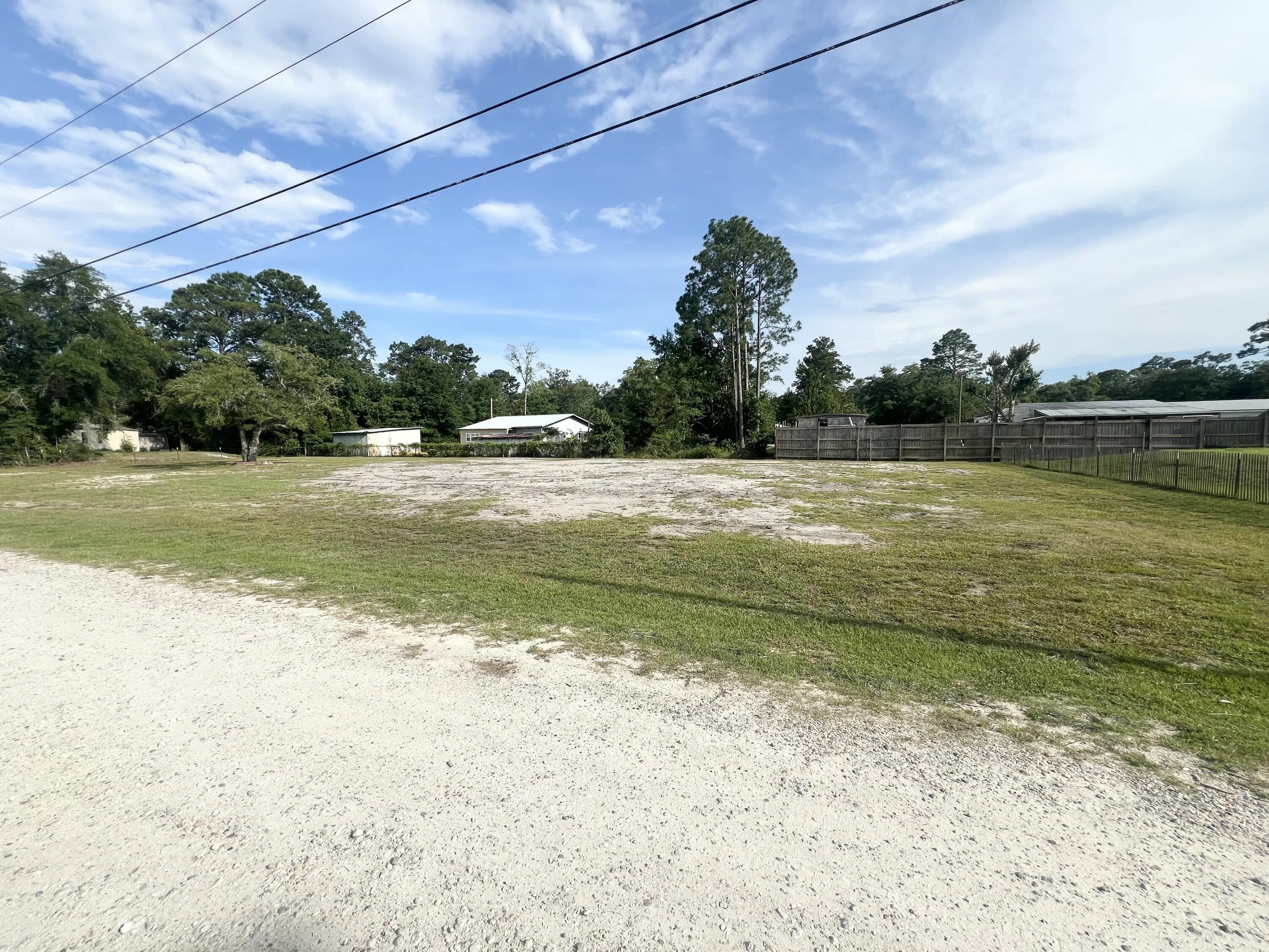 Great location just over the 331 bridge in Freeport. Large cleared lot (.56 AC) ready to build your dream home!!!! NO HOAs,NO FLOOD insurance required and No Wetlands. Conveniently located between Destin and Panama City Beach.