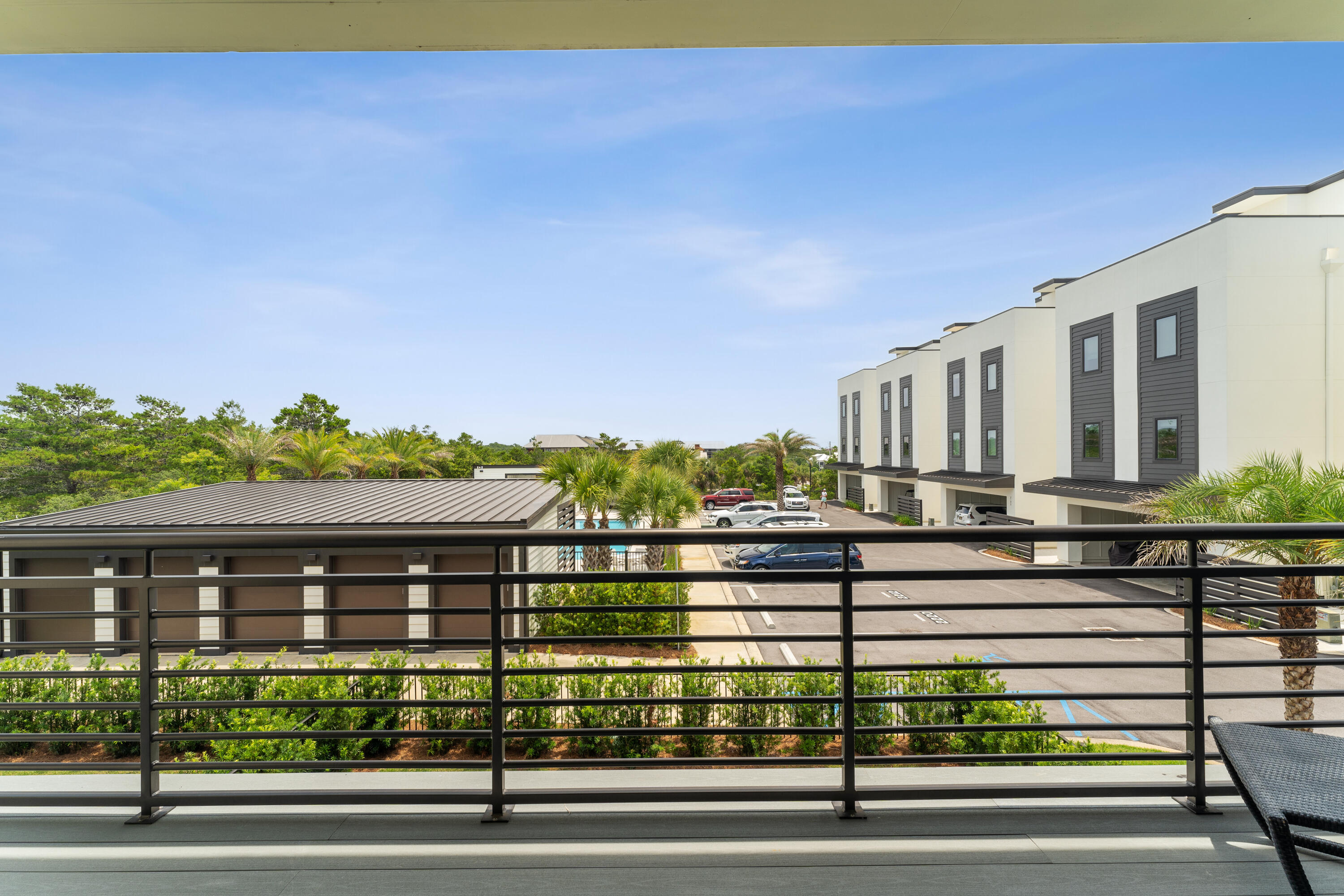 CREST DEVELOPMENT - Residential