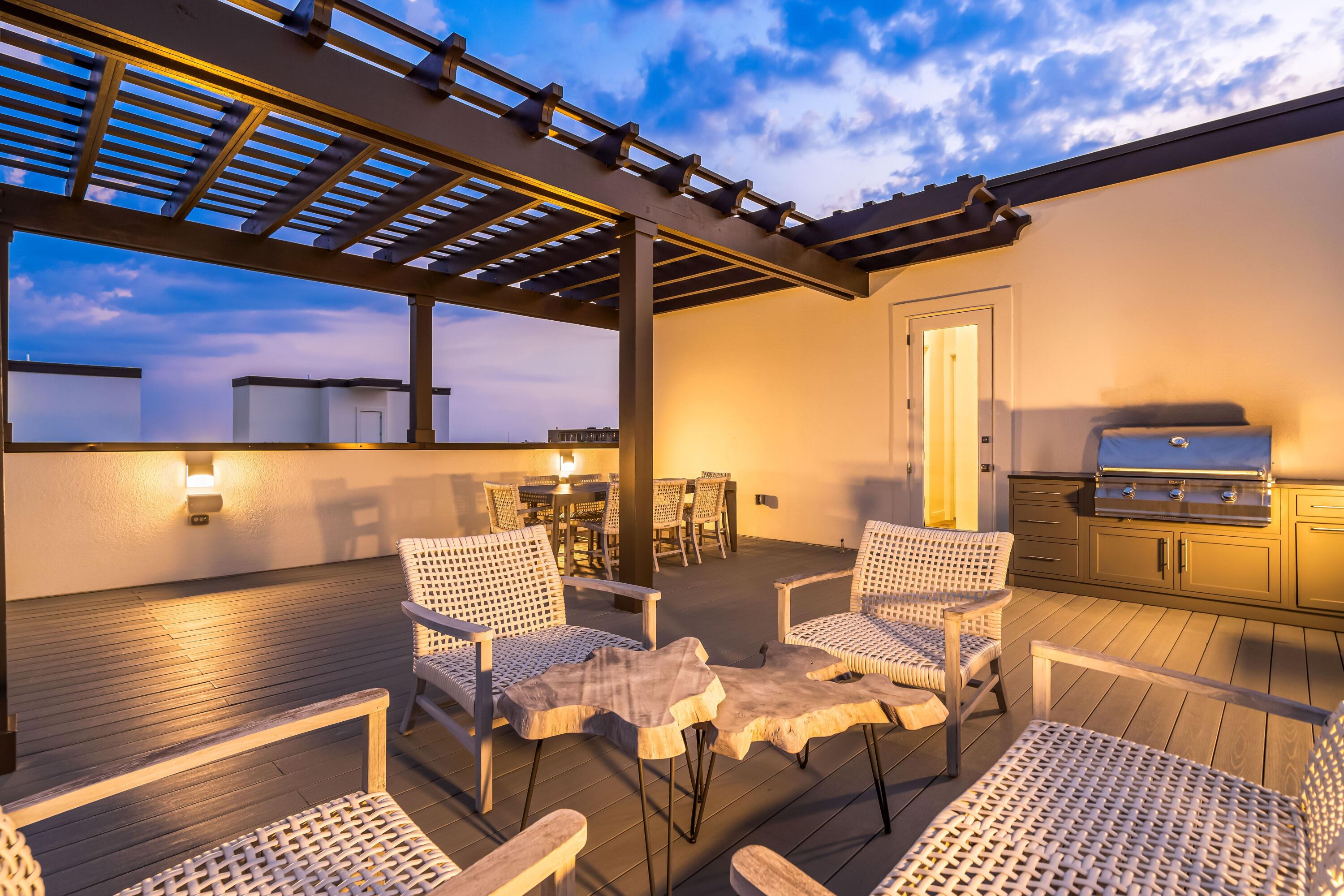 CREST DEVELOPMENT - Residential