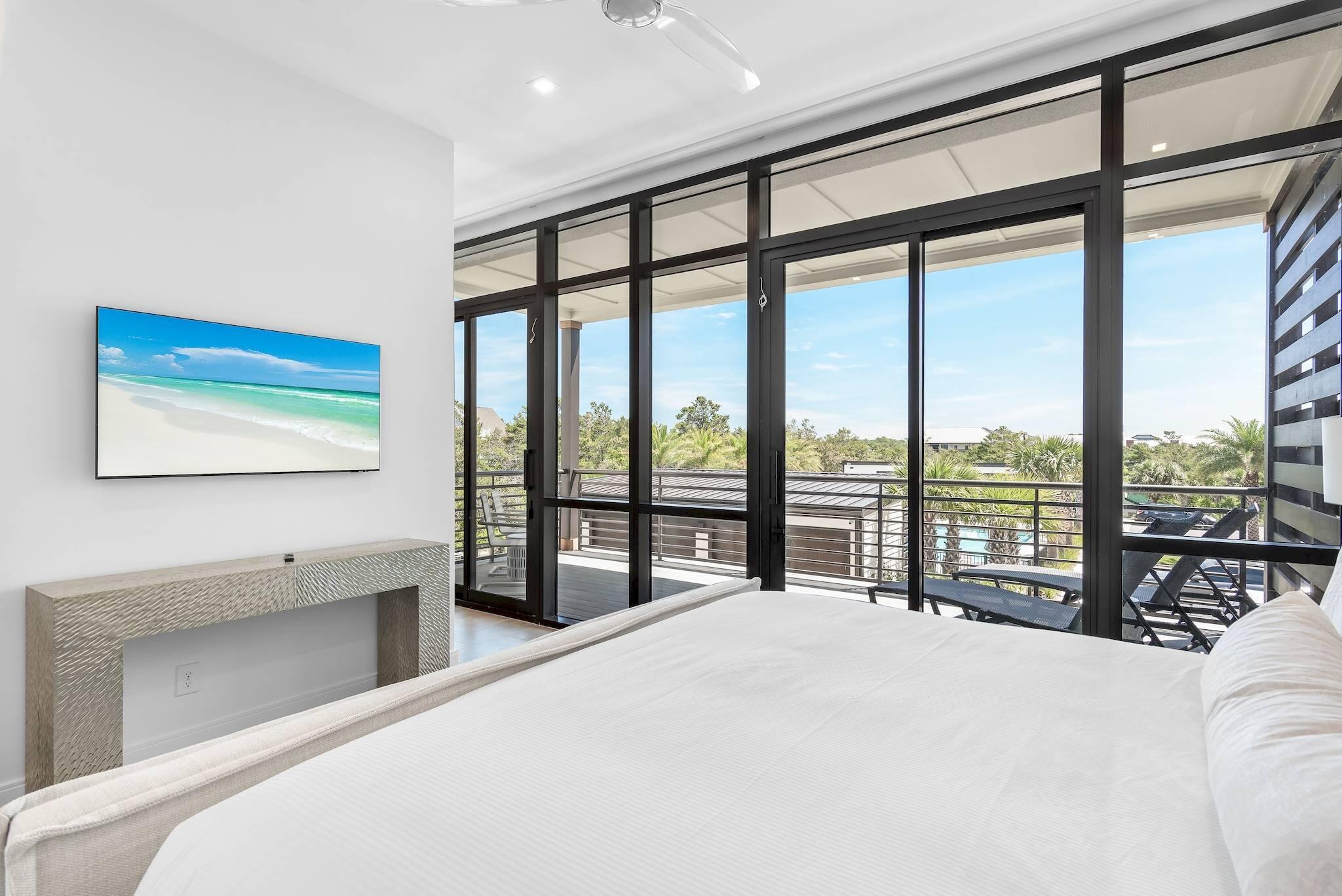CREST DEVELOPMENT - Residential