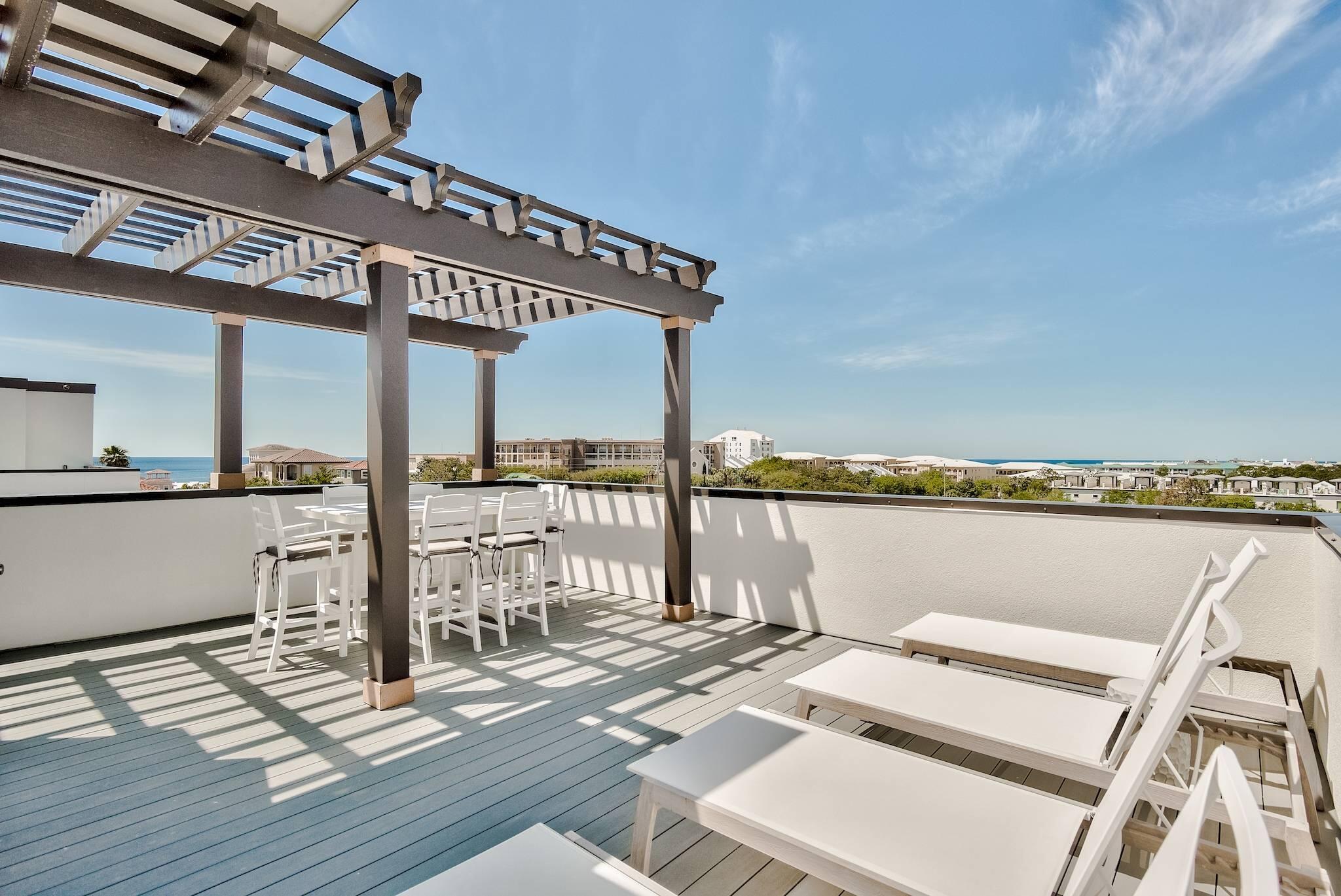 CREST DEVELOPMENT - Residential