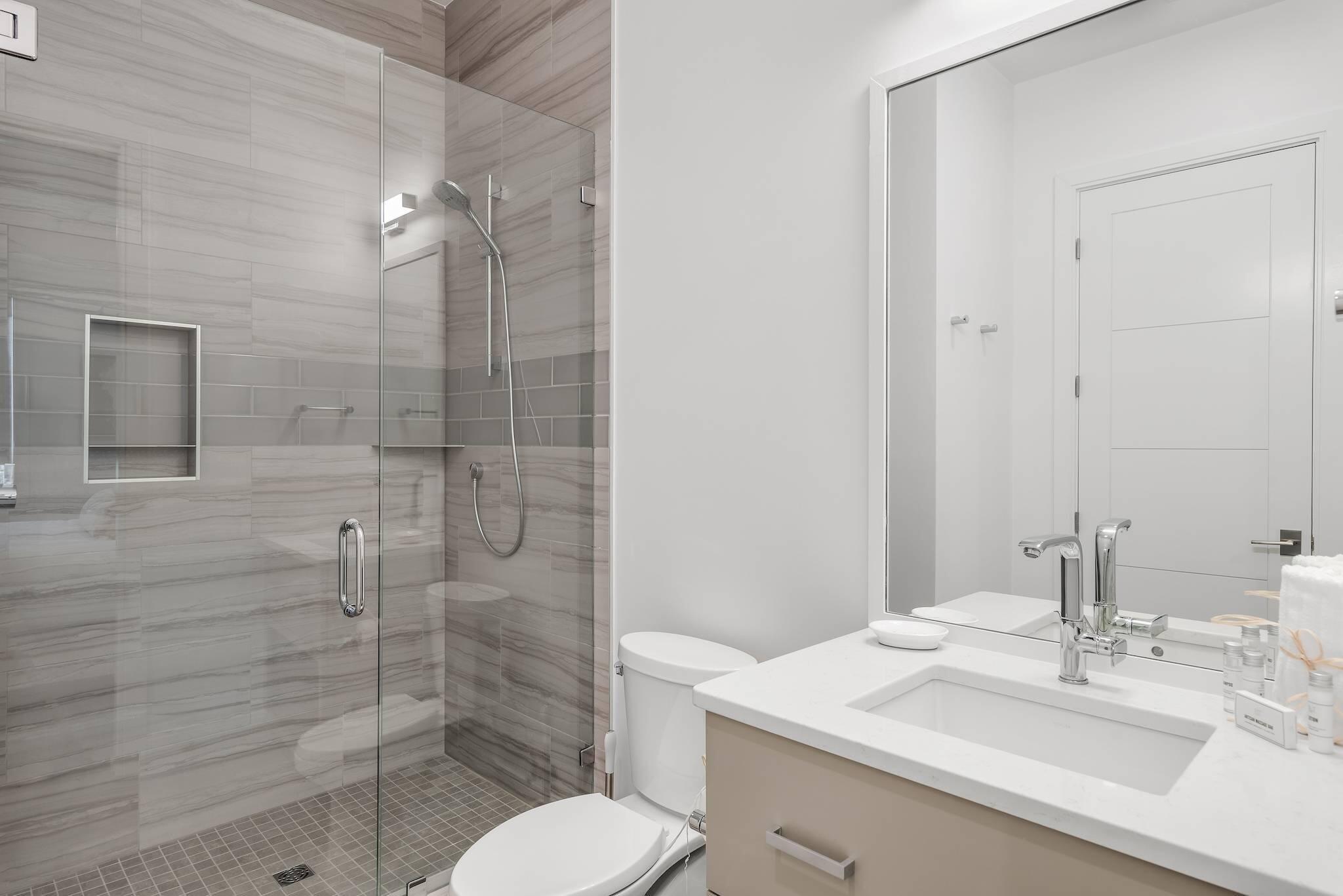 CREST DEVELOPMENT - Residential