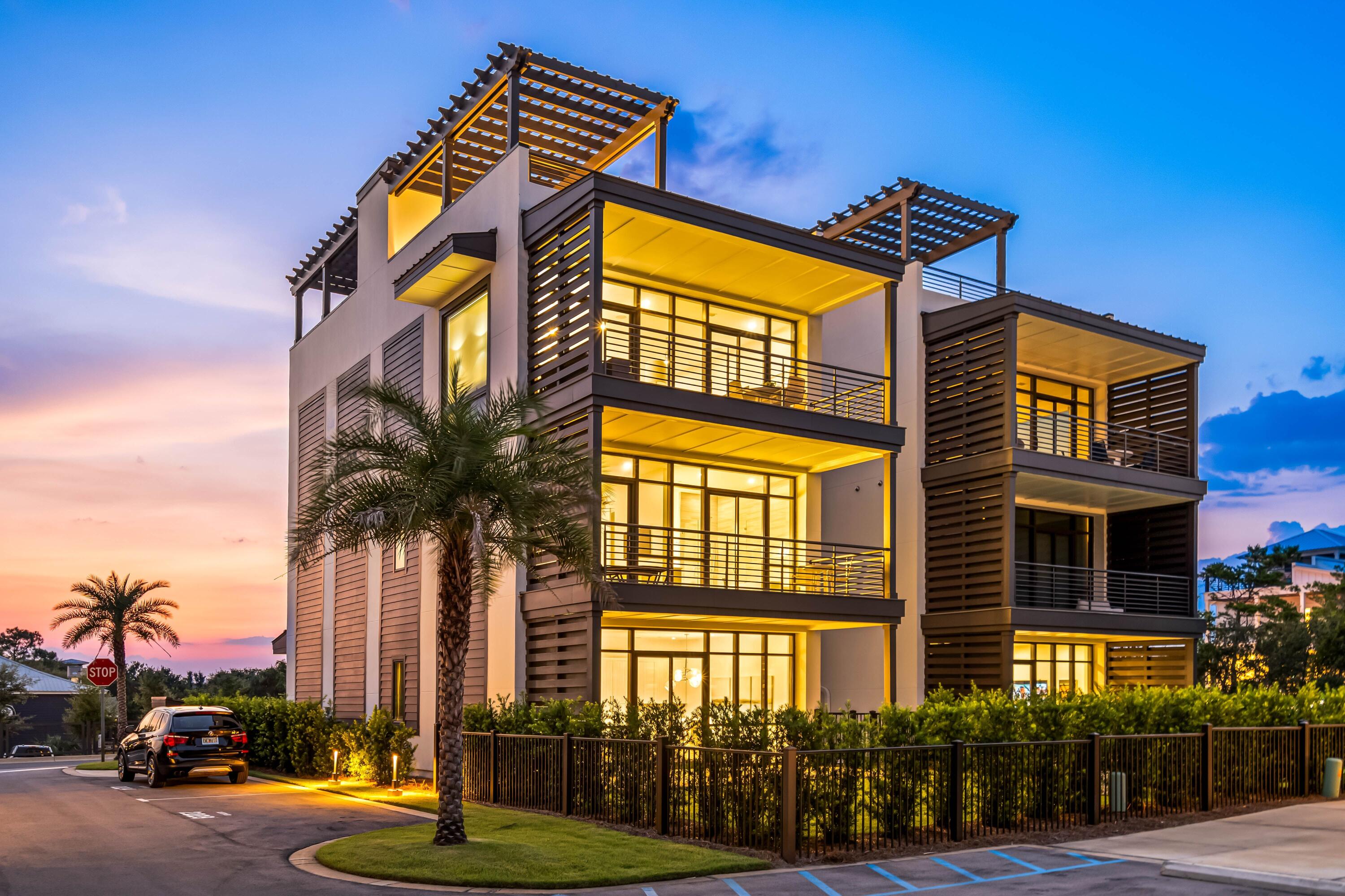 CREST DEVELOPMENT - Residential