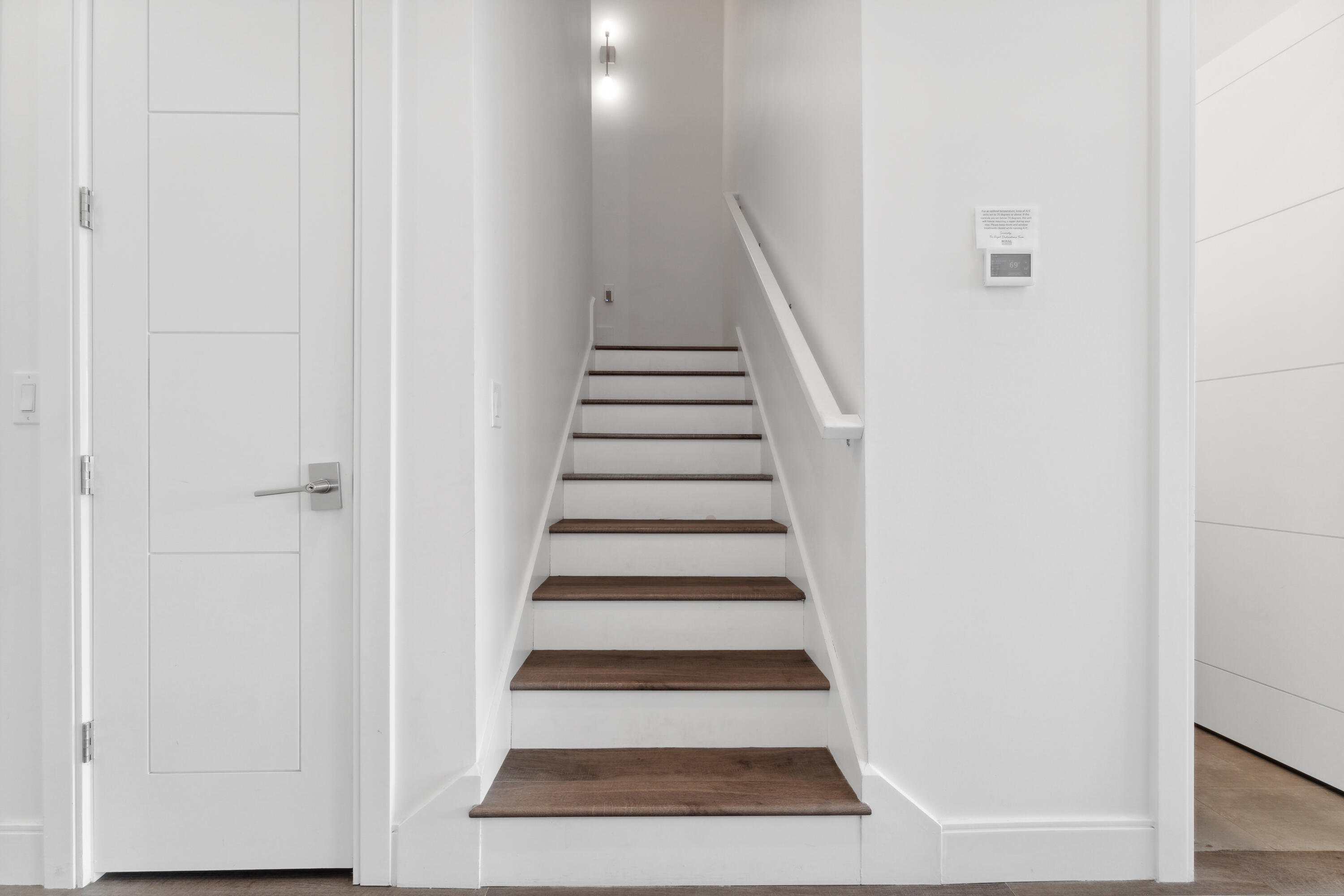 CREST DEVELOPMENT - Residential