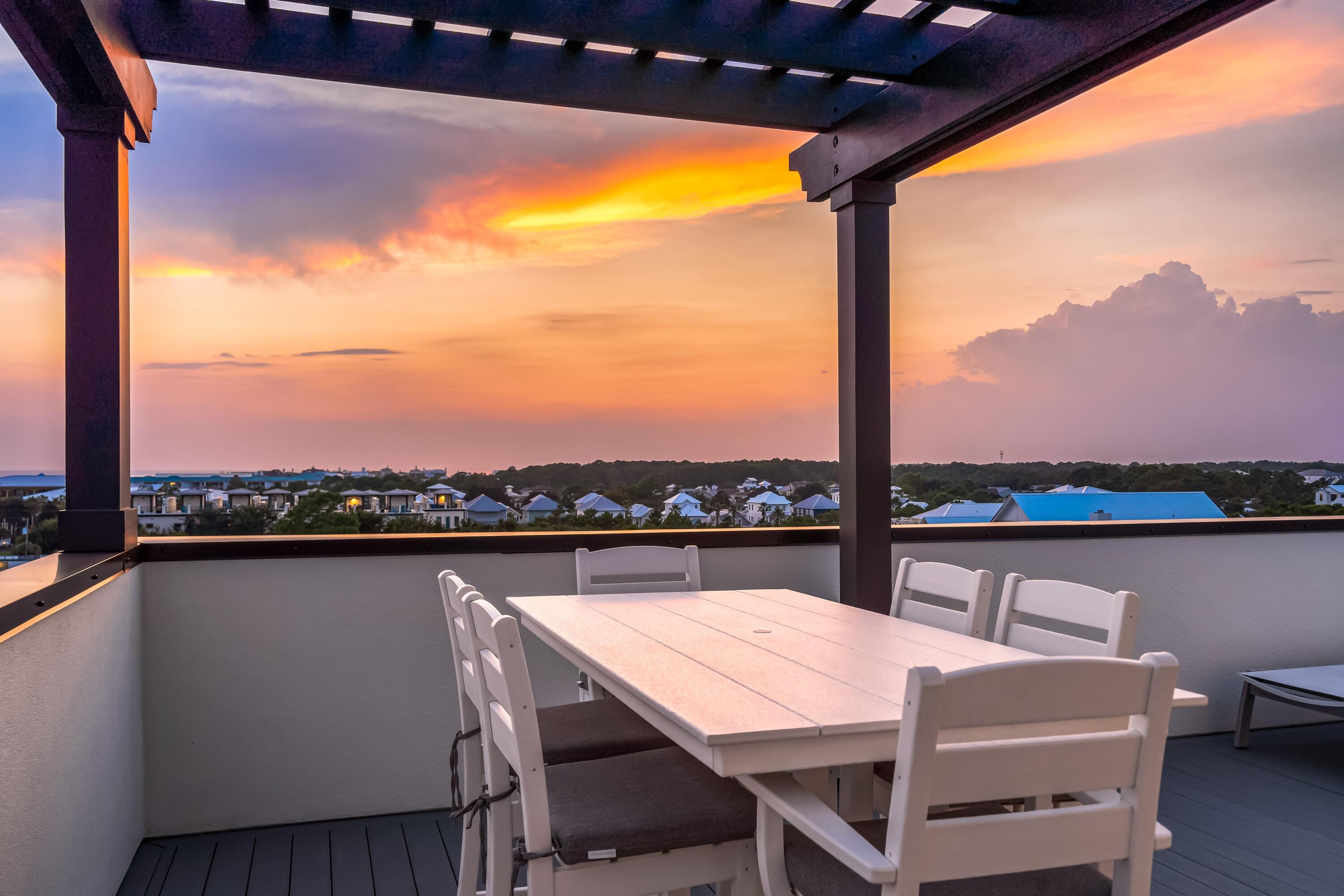 CREST DEVELOPMENT - Residential