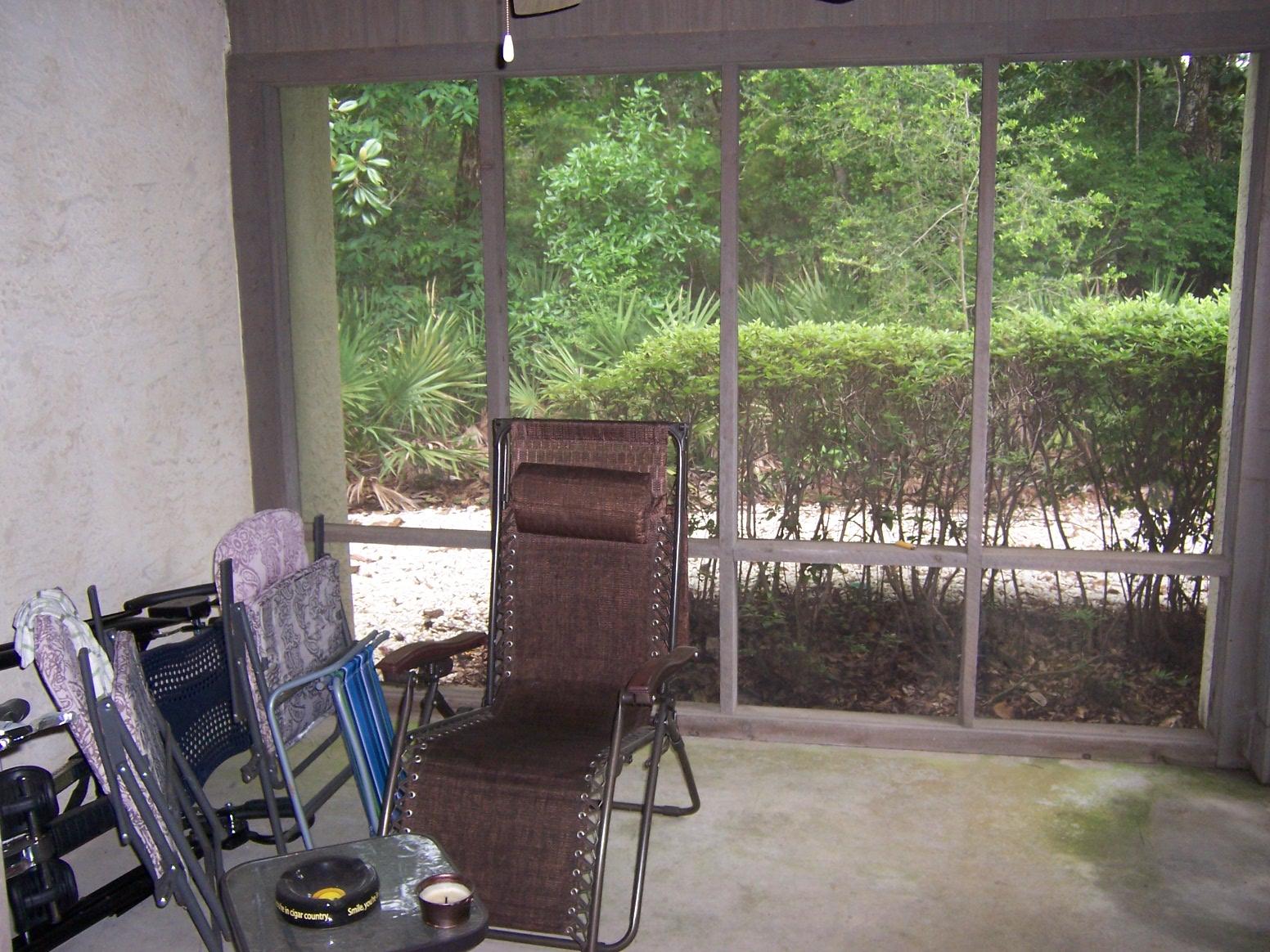 ROYAL OAK VILLAS BLUEWATER BAY - Residential Lease