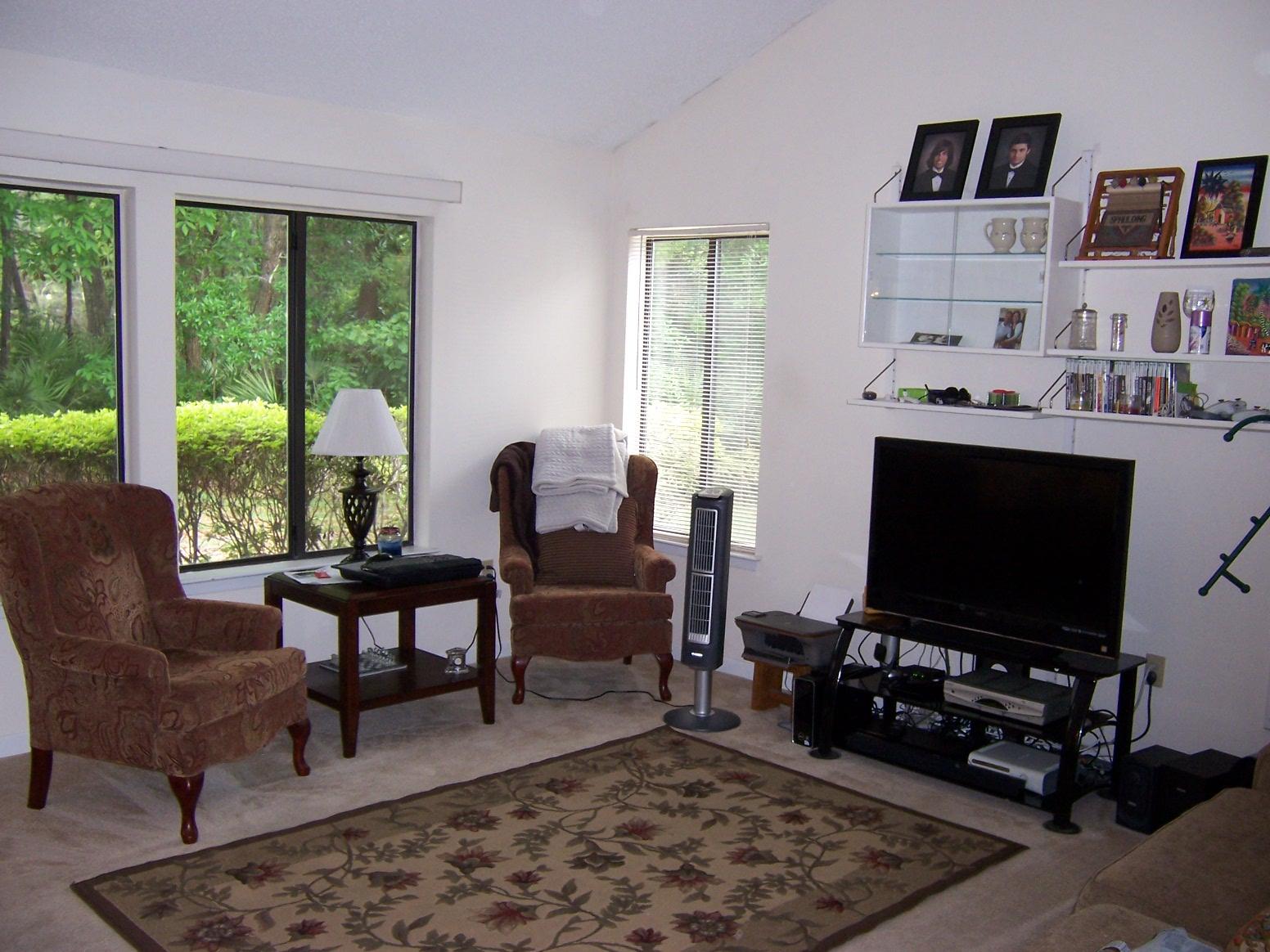 ROYAL OAK VILLAS BLUEWATER BAY - Residential Lease