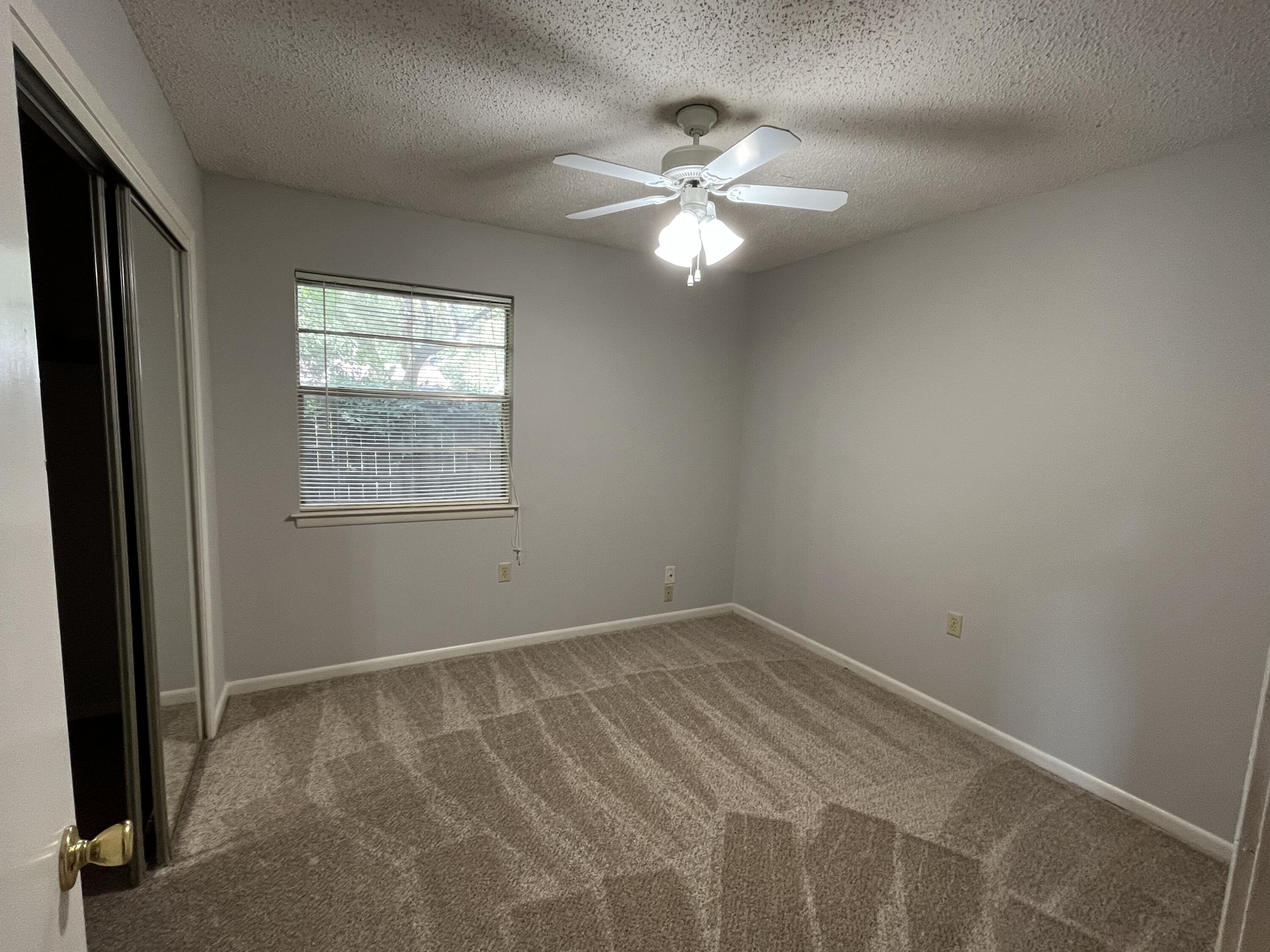 METES & BOUNDS - Residential Lease