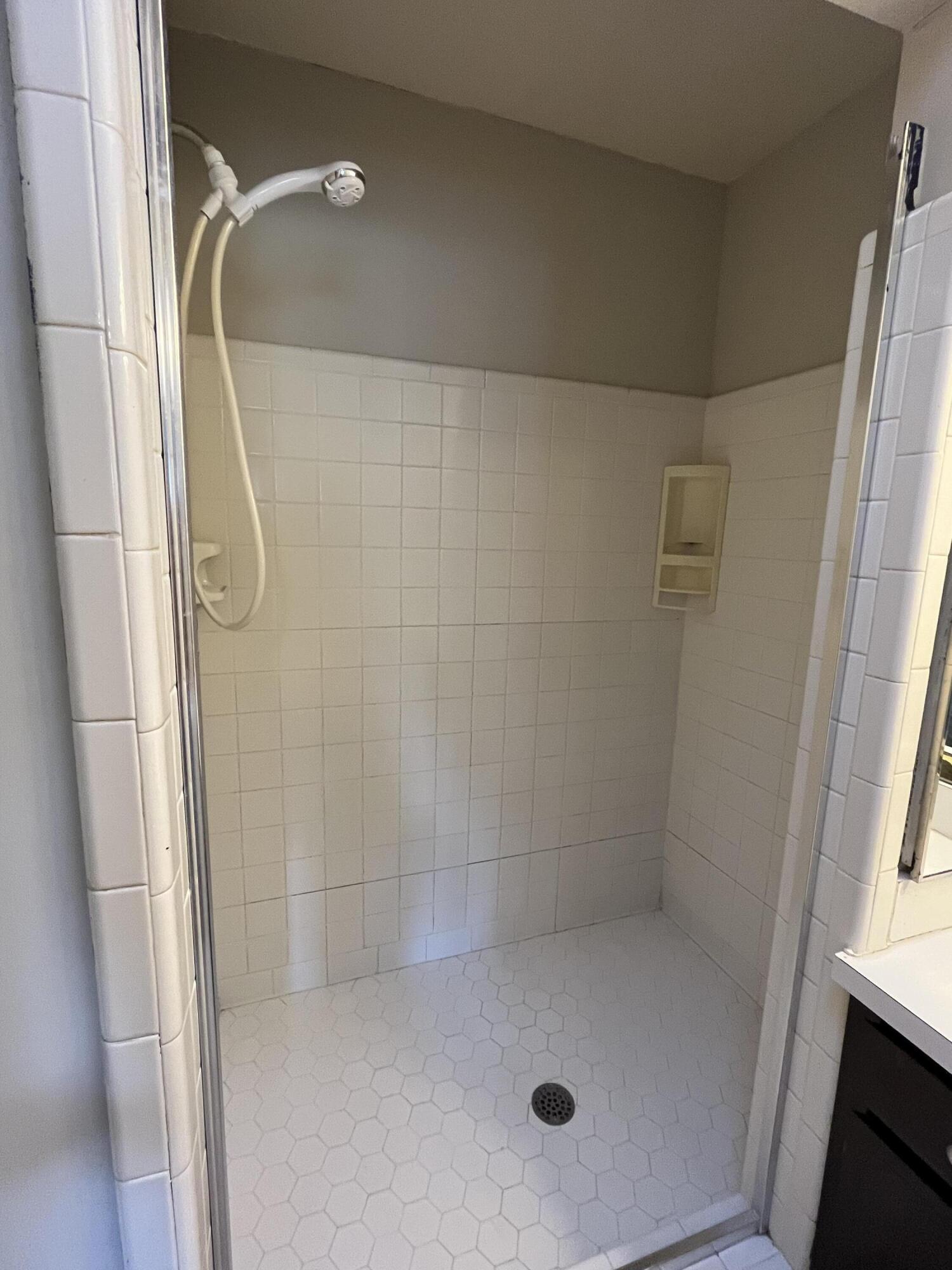 METES & BOUNDS - Residential Lease