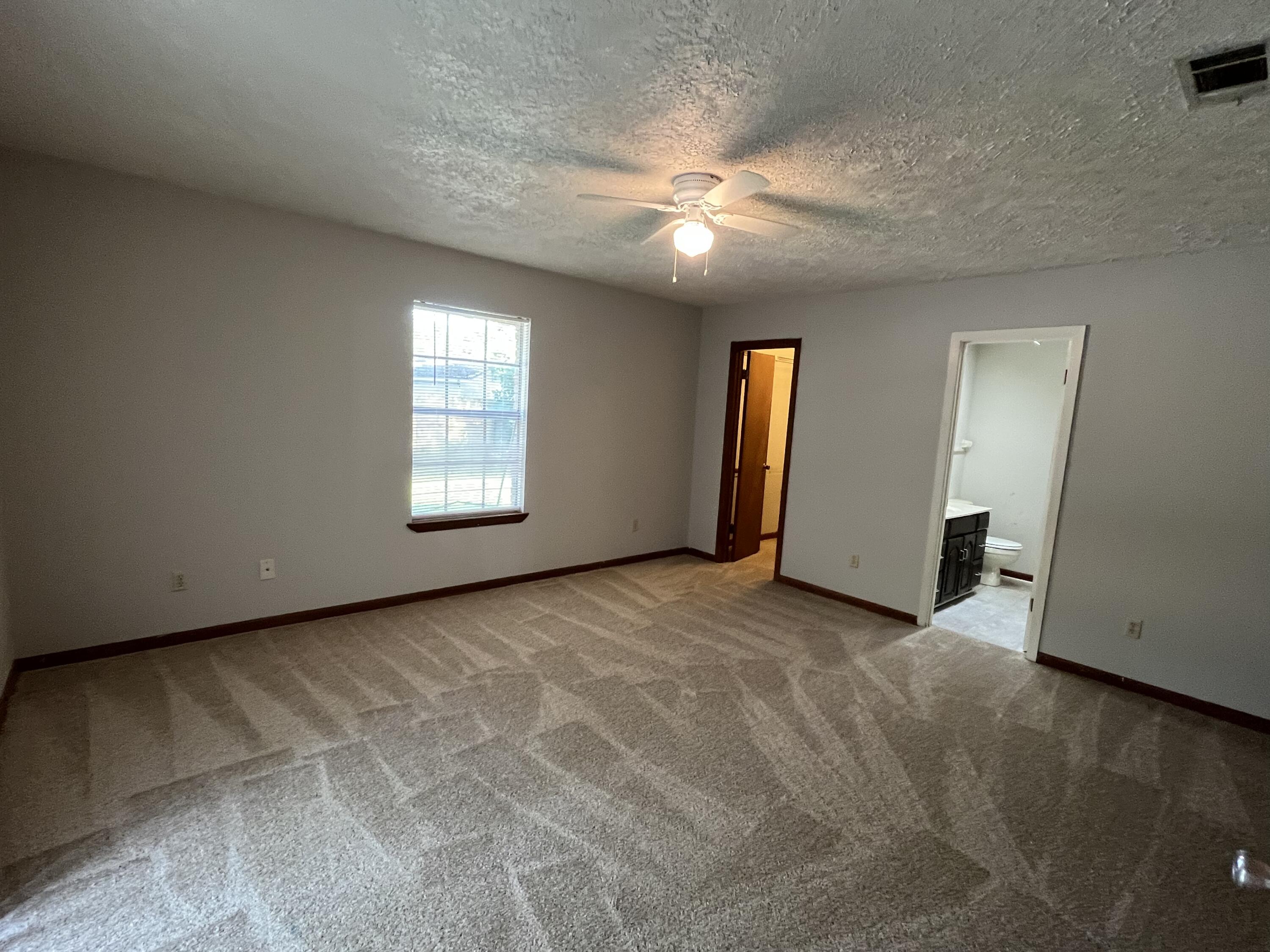 METES & BOUNDS - Residential Lease