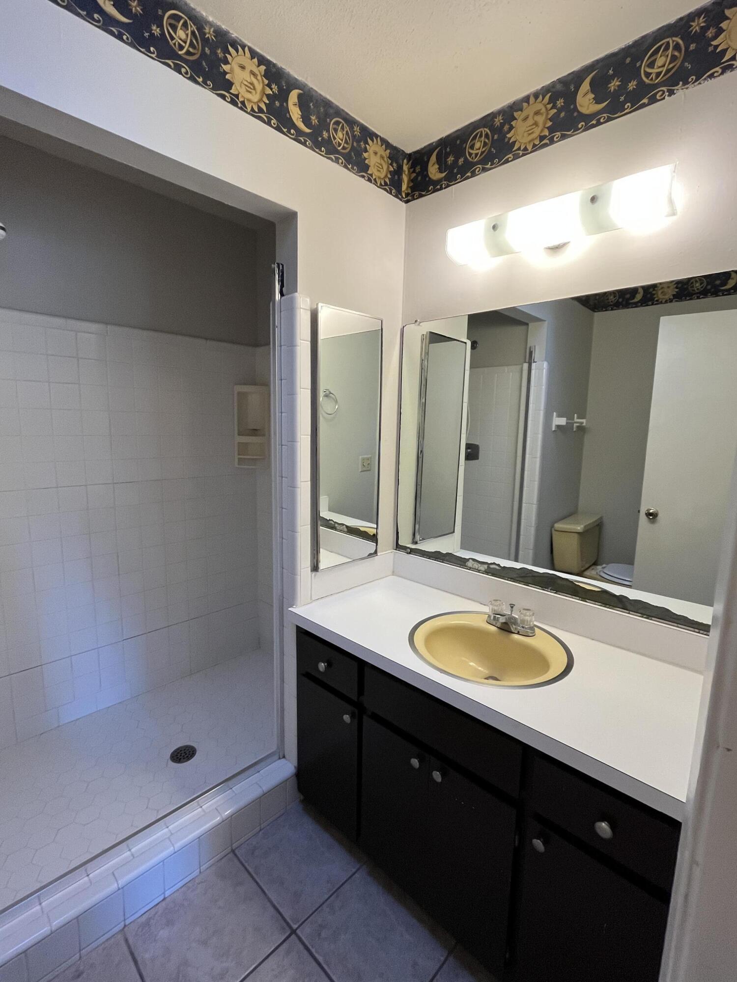 METES & BOUNDS - Residential Lease