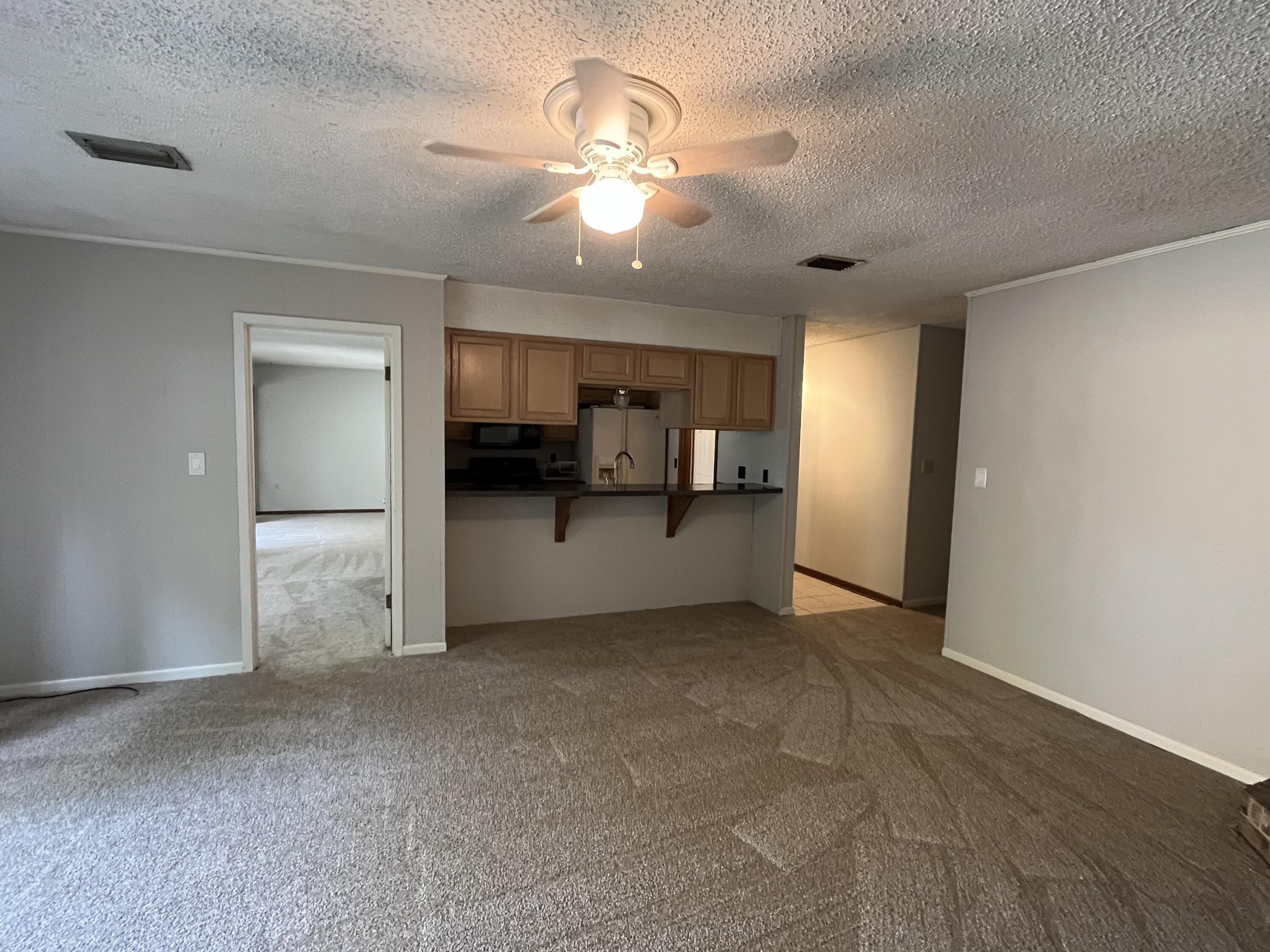 METES & BOUNDS - Residential Lease