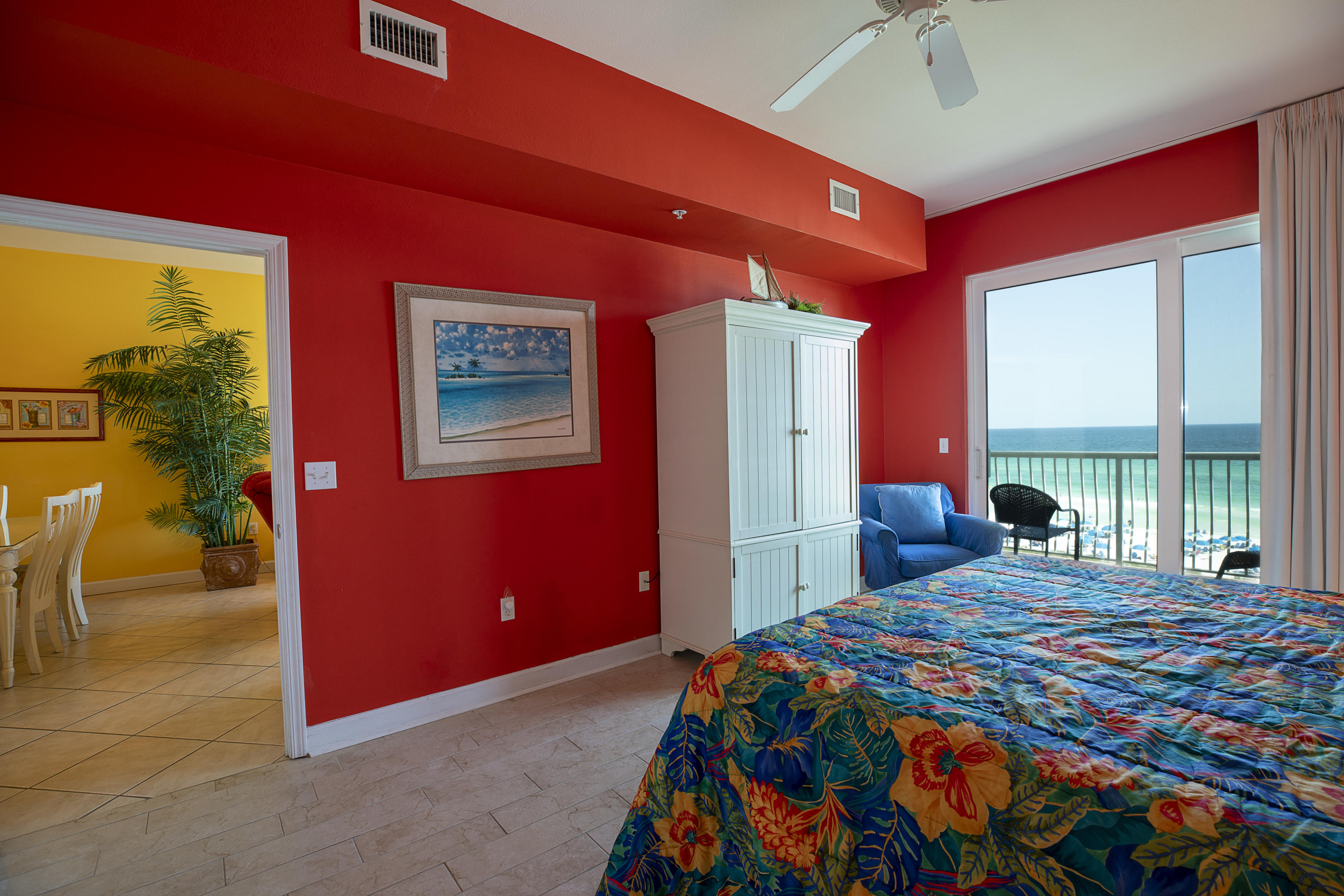 BEACH RETREAT - Residential