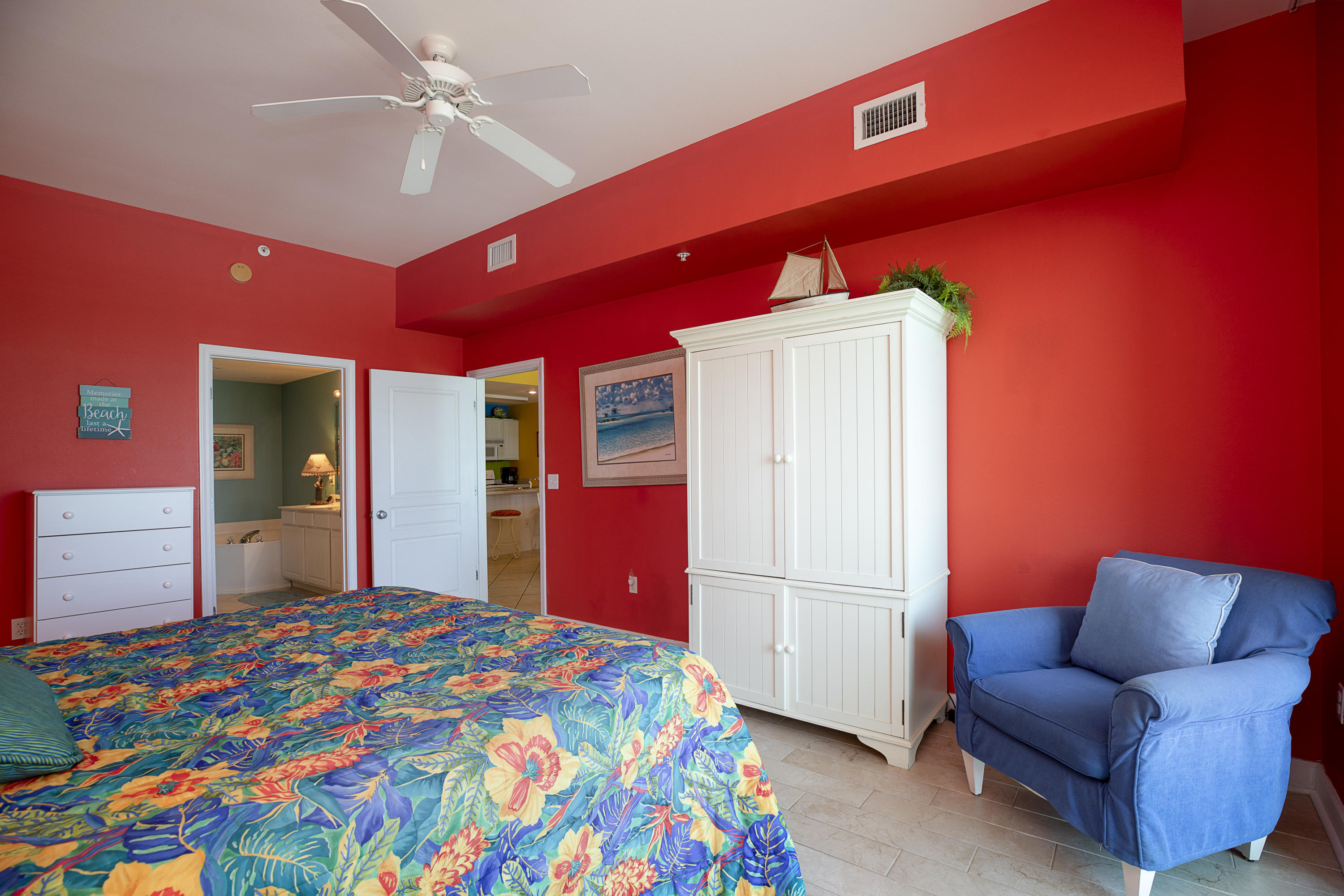 BEACH RETREAT - Residential