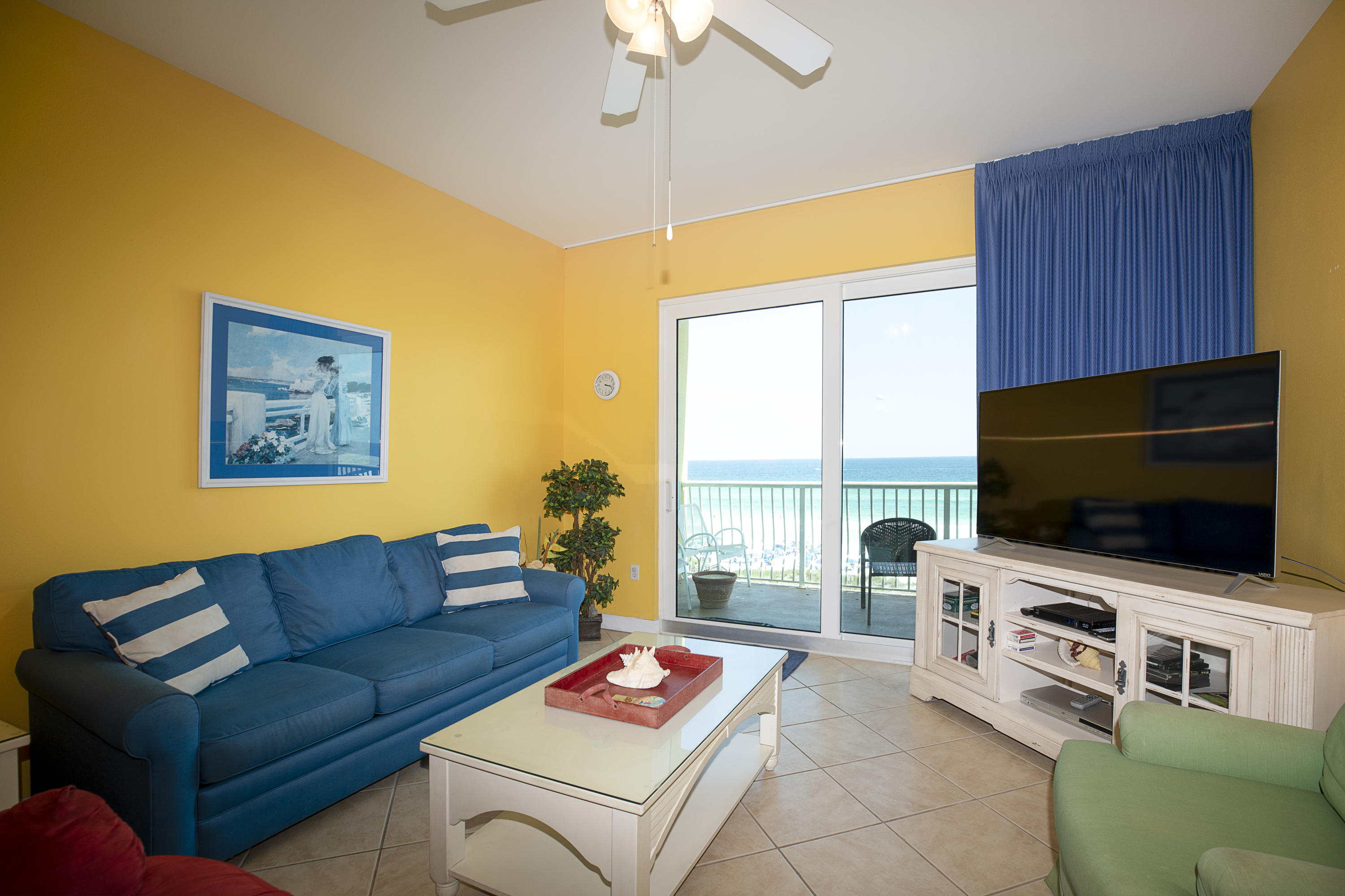 BEACH RETREAT - Residential