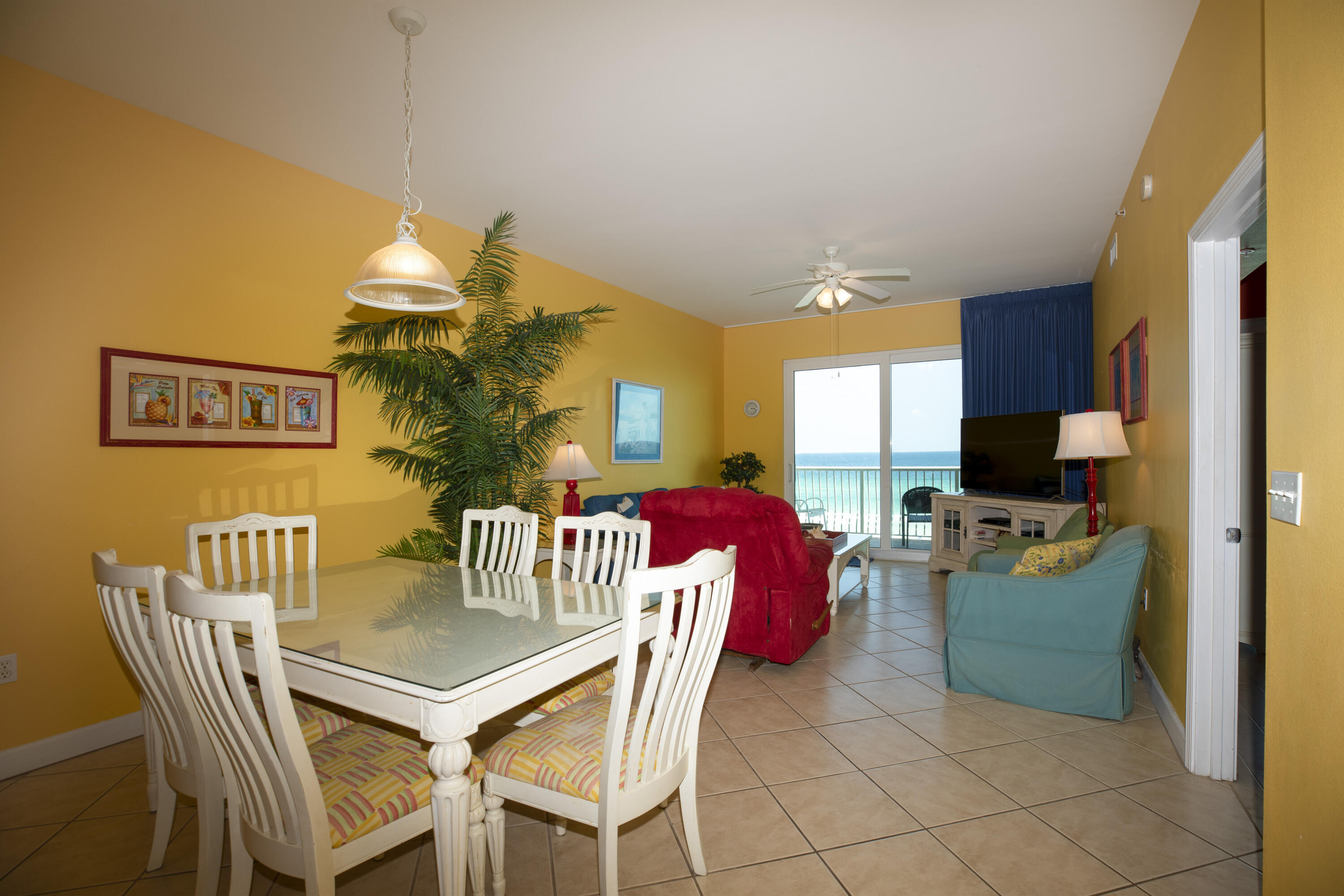 BEACH RETREAT - Residential