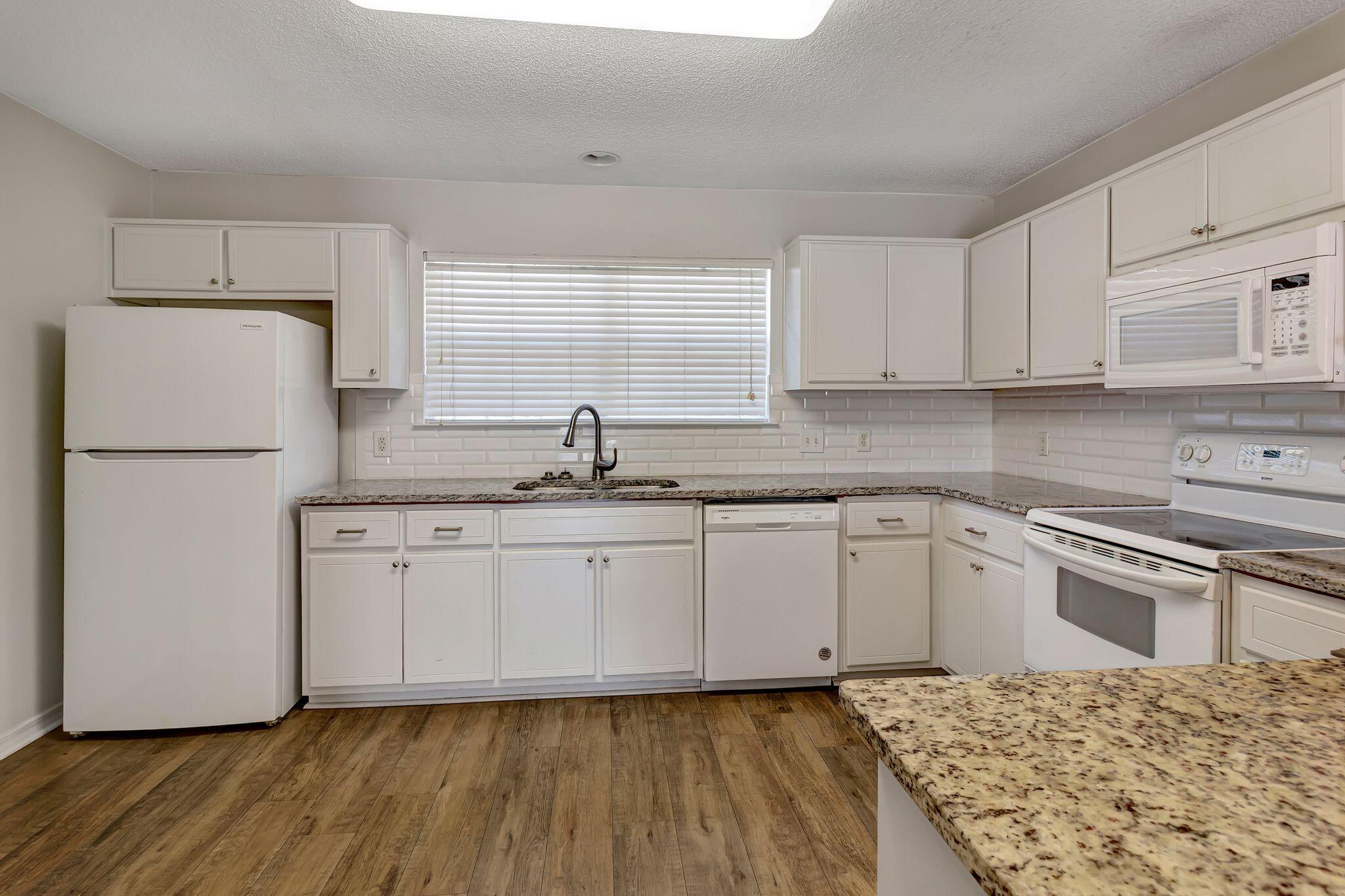 STEEPLECHASE PH 2 - Residential Lease