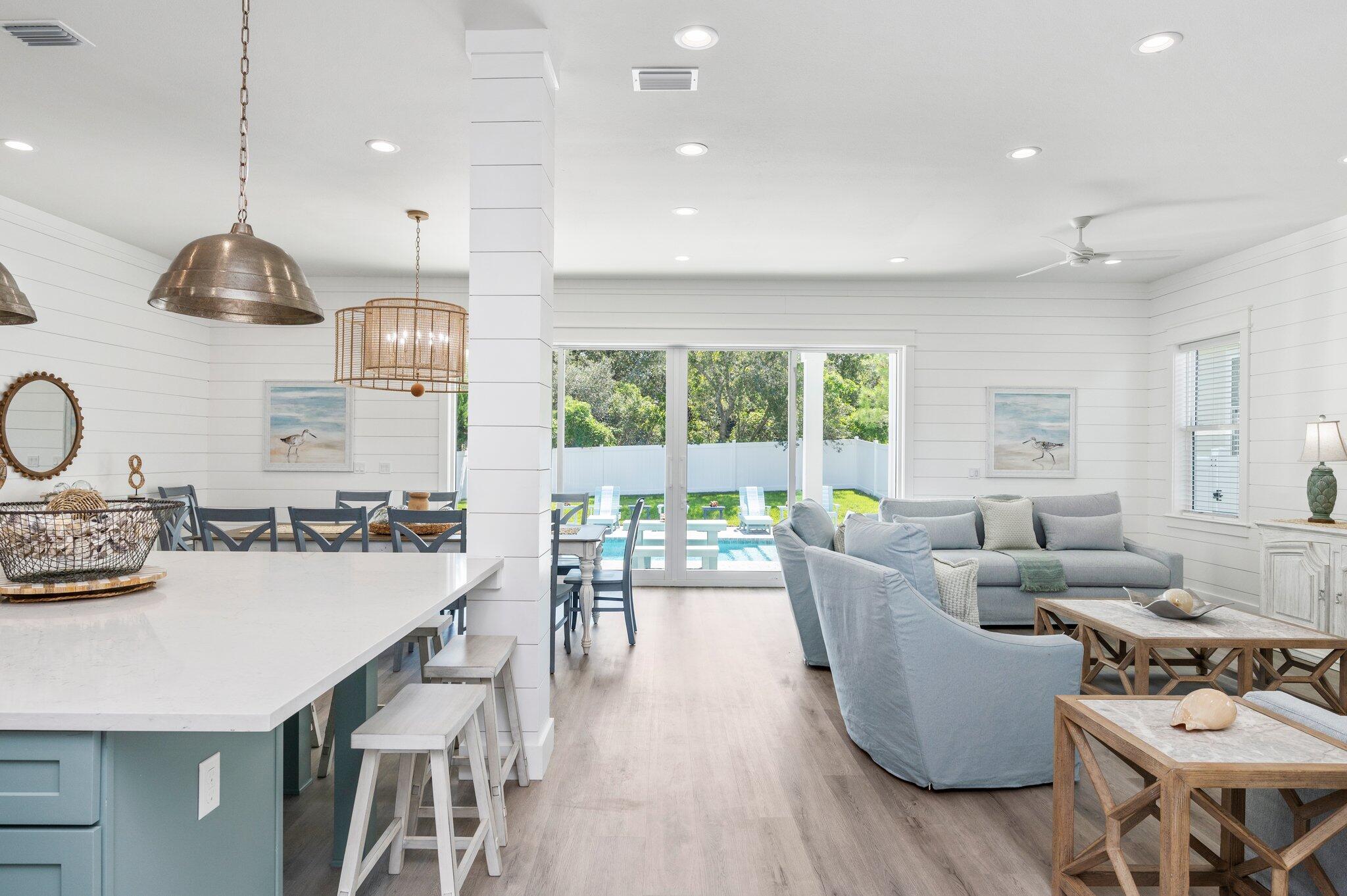 EASTERN LAKE S/D - Residential