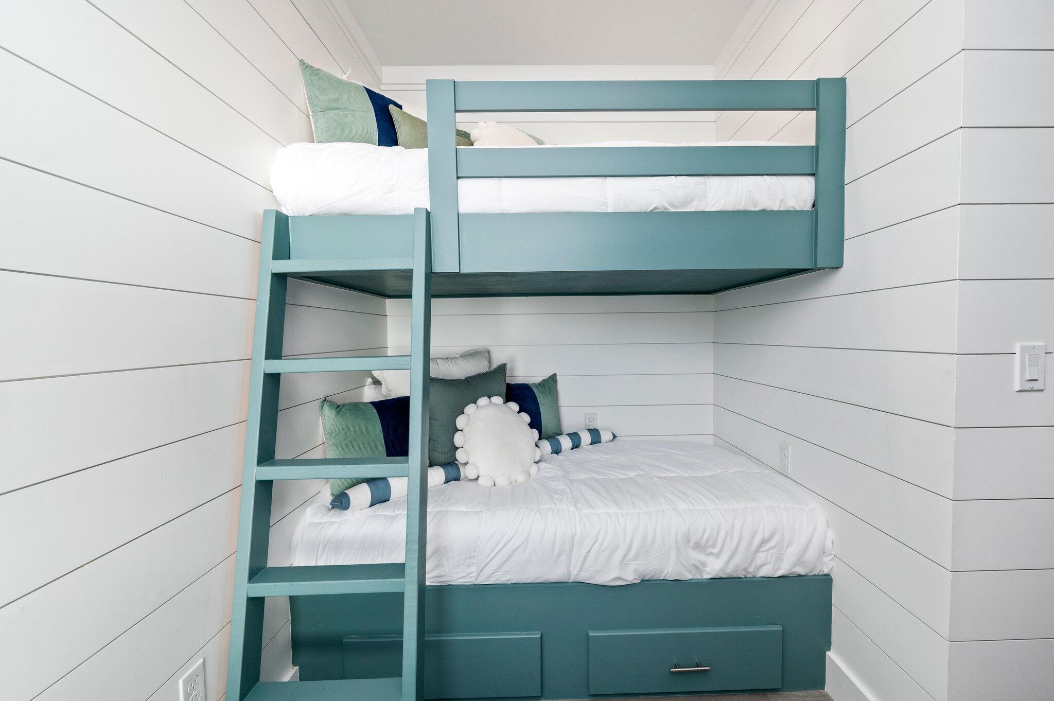 EASTERN LAKE S/D - Residential