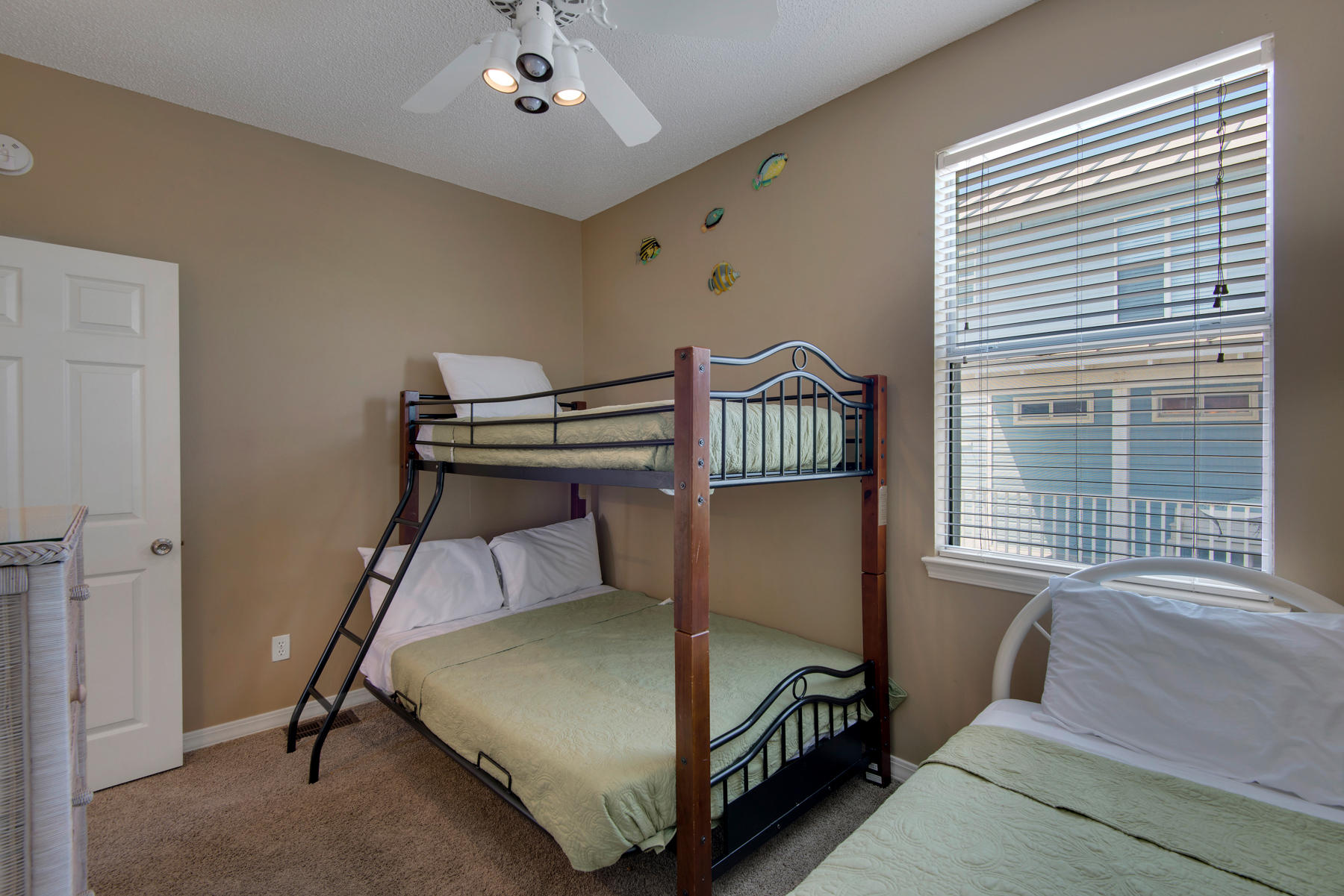 CRYSTAL BEACH - Residential