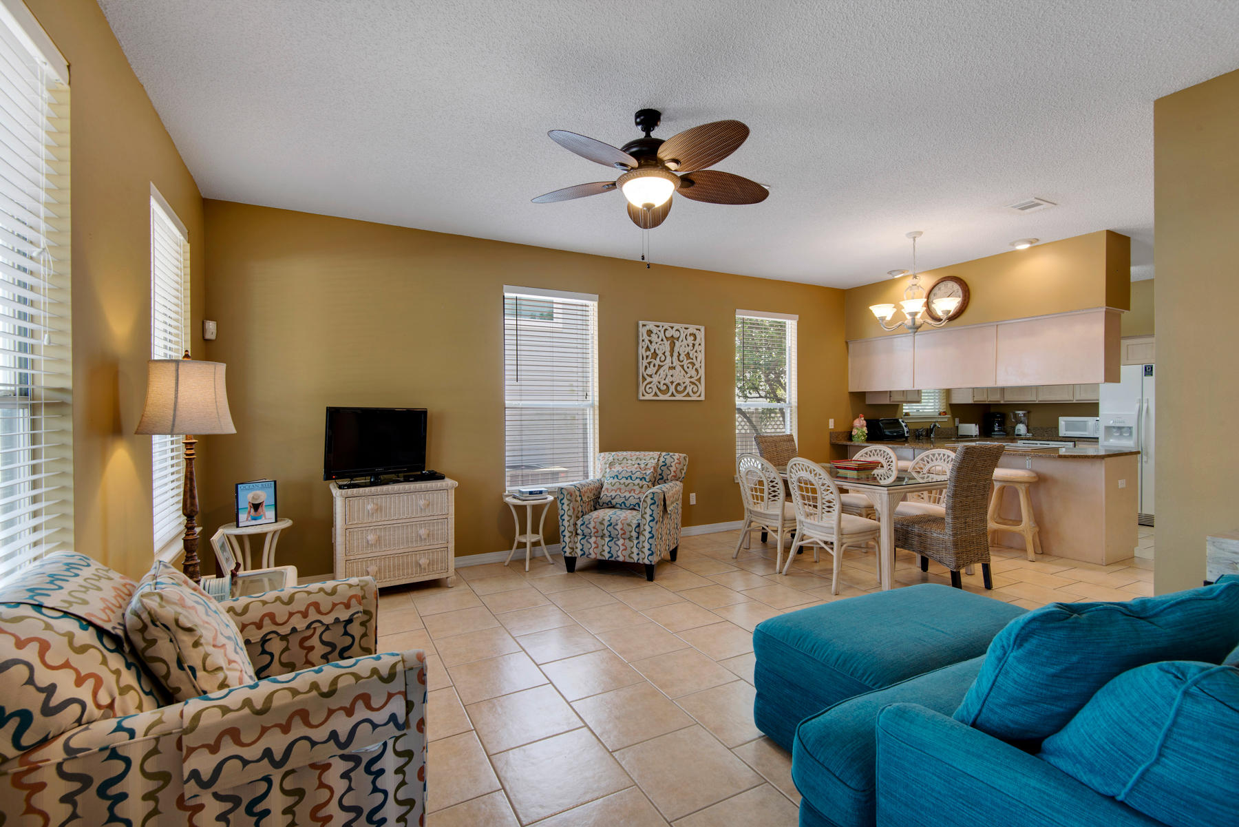 CRYSTAL BEACH - Residential