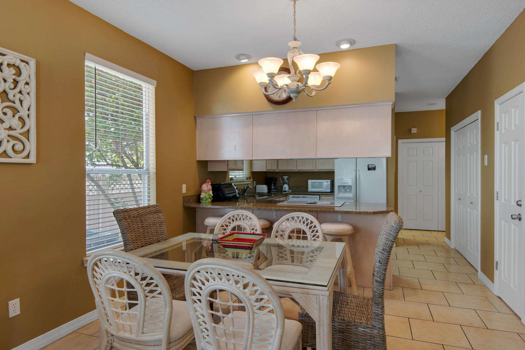 CRYSTAL BEACH - Residential