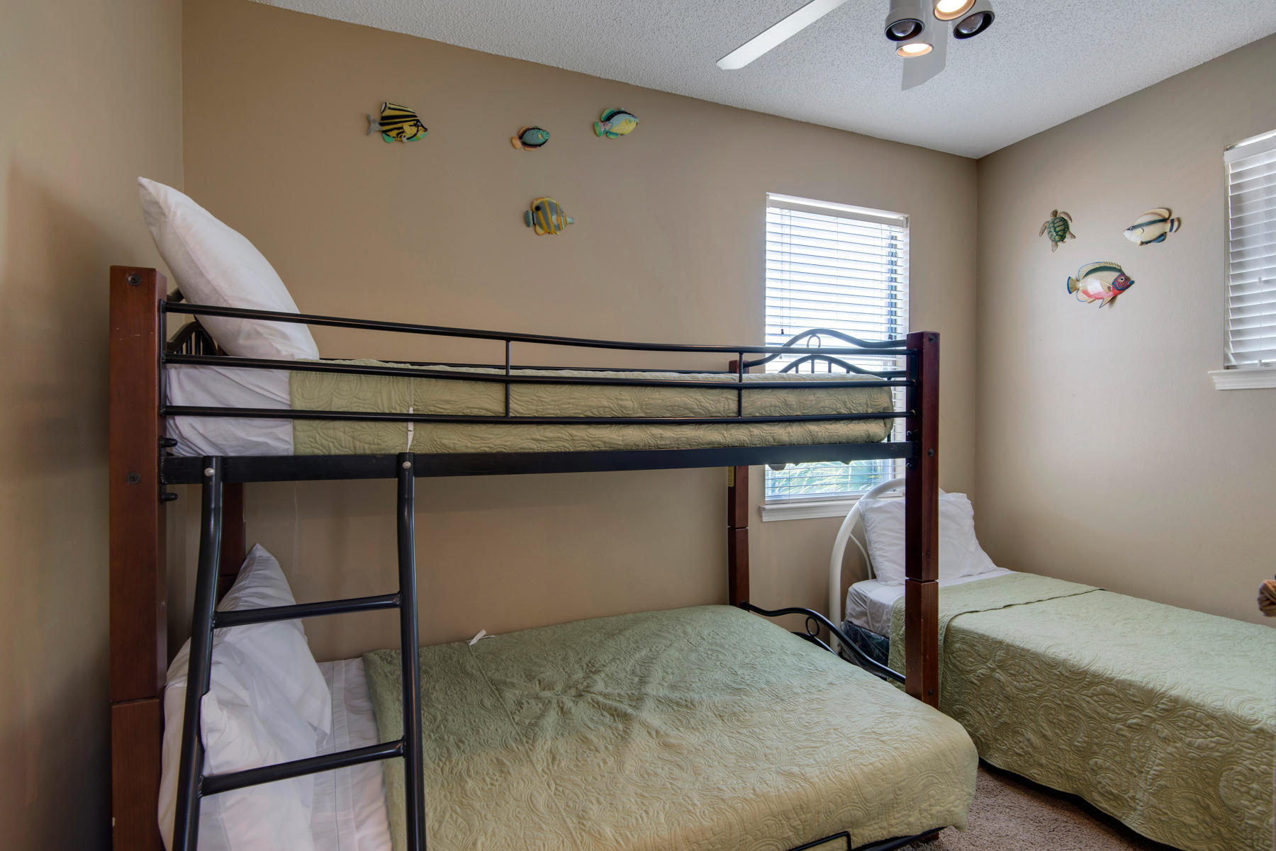 CRYSTAL BEACH - Residential