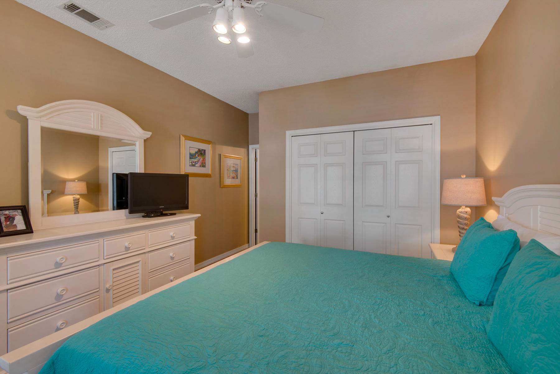 CRYSTAL BEACH - Residential