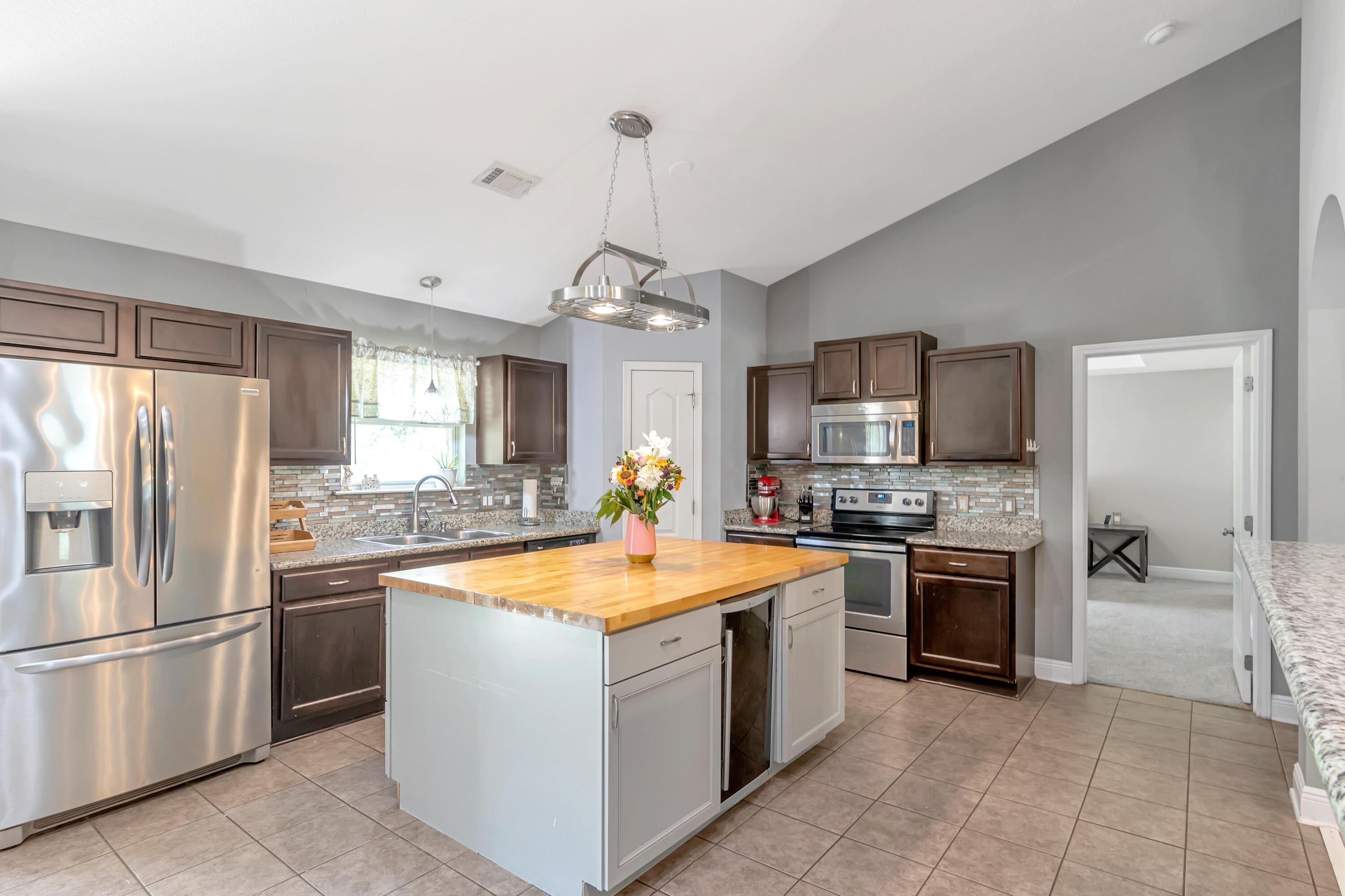 HOLLEY BY THE SEA - Residential