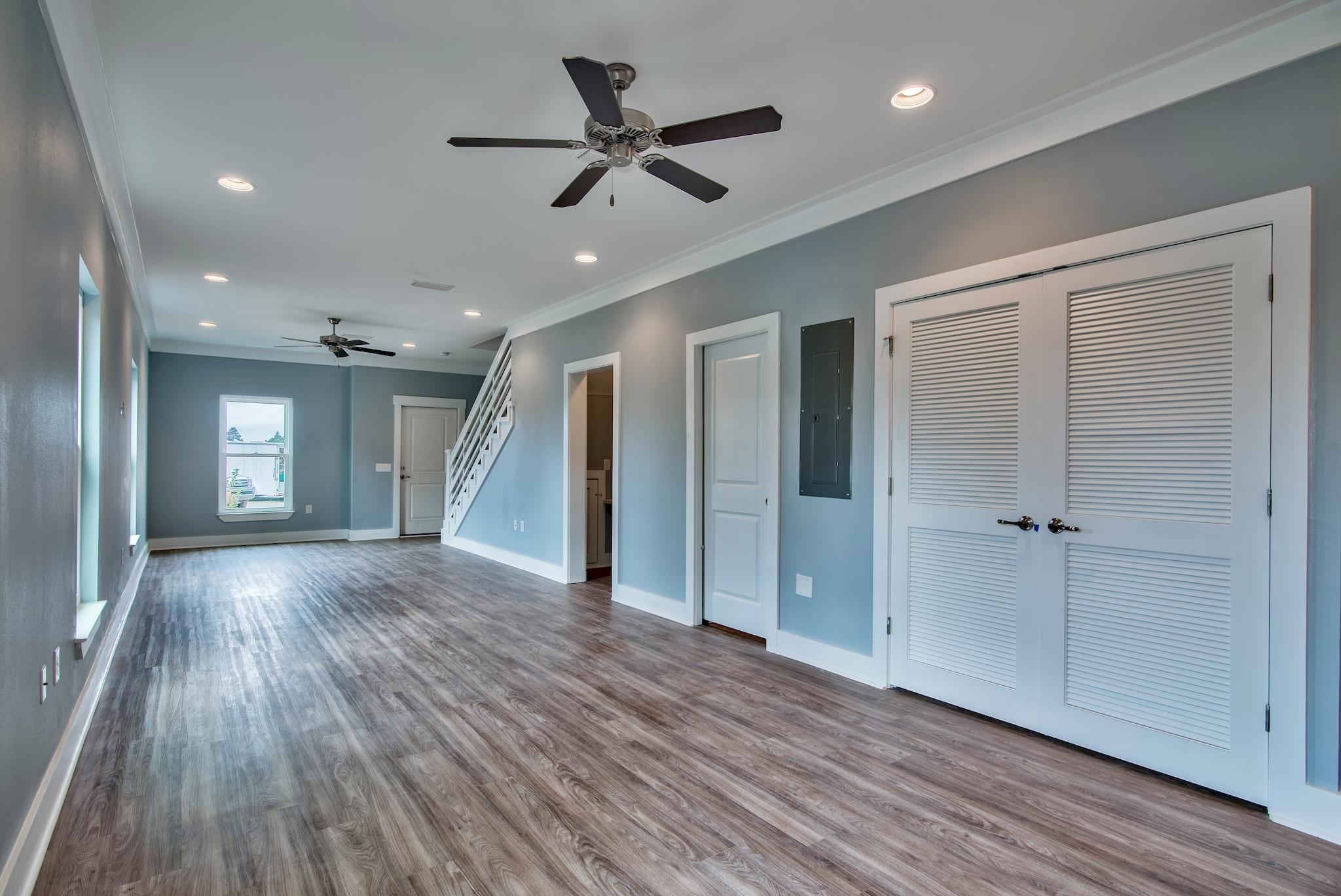 VERANDAS AT FREEPORT - Residential