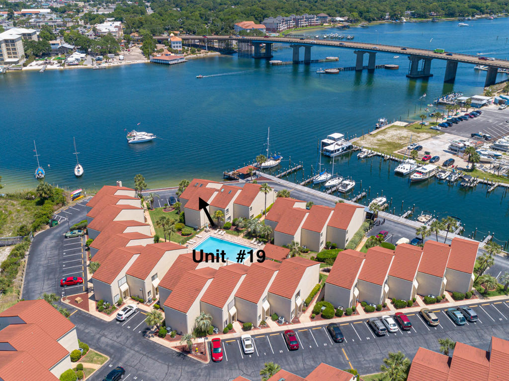 CLIPPER COVE T/H - Residential