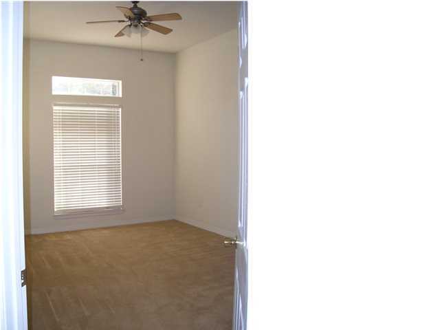 COUNTRYWOOD EST - Residential Lease