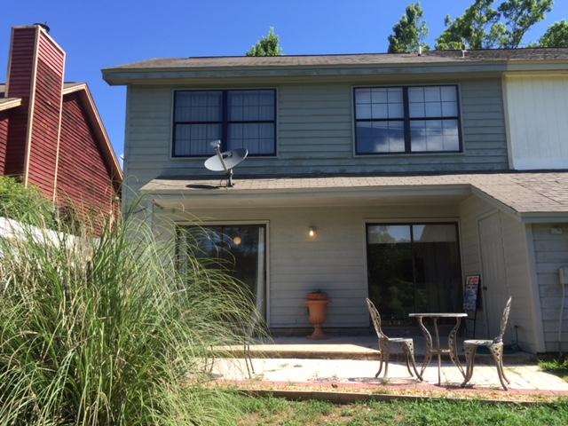 CLOVERDALE LAKE - Residential