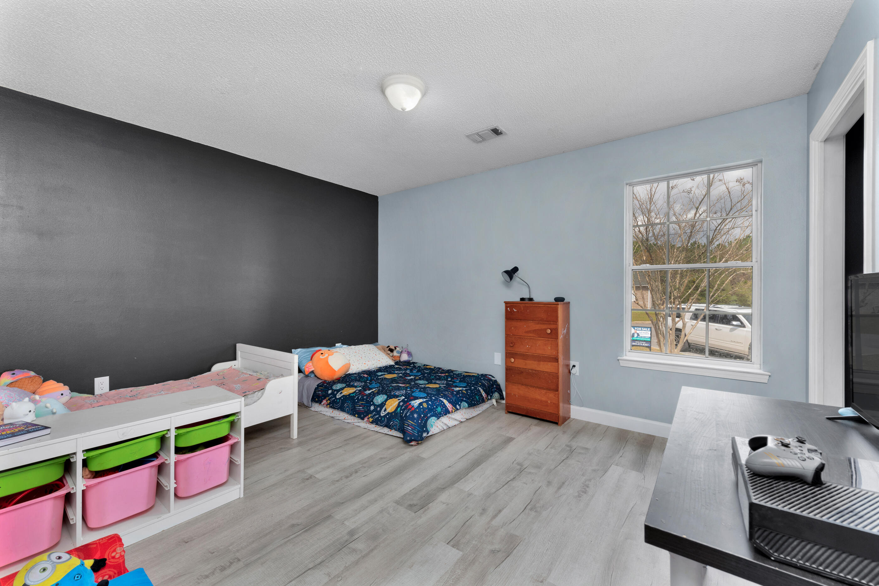 FAIRCHILD ESTATES - Residential