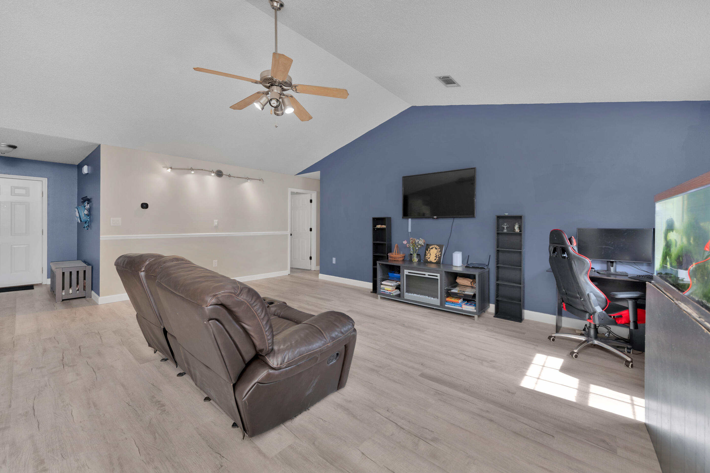 FAIRCHILD ESTATES - Residential