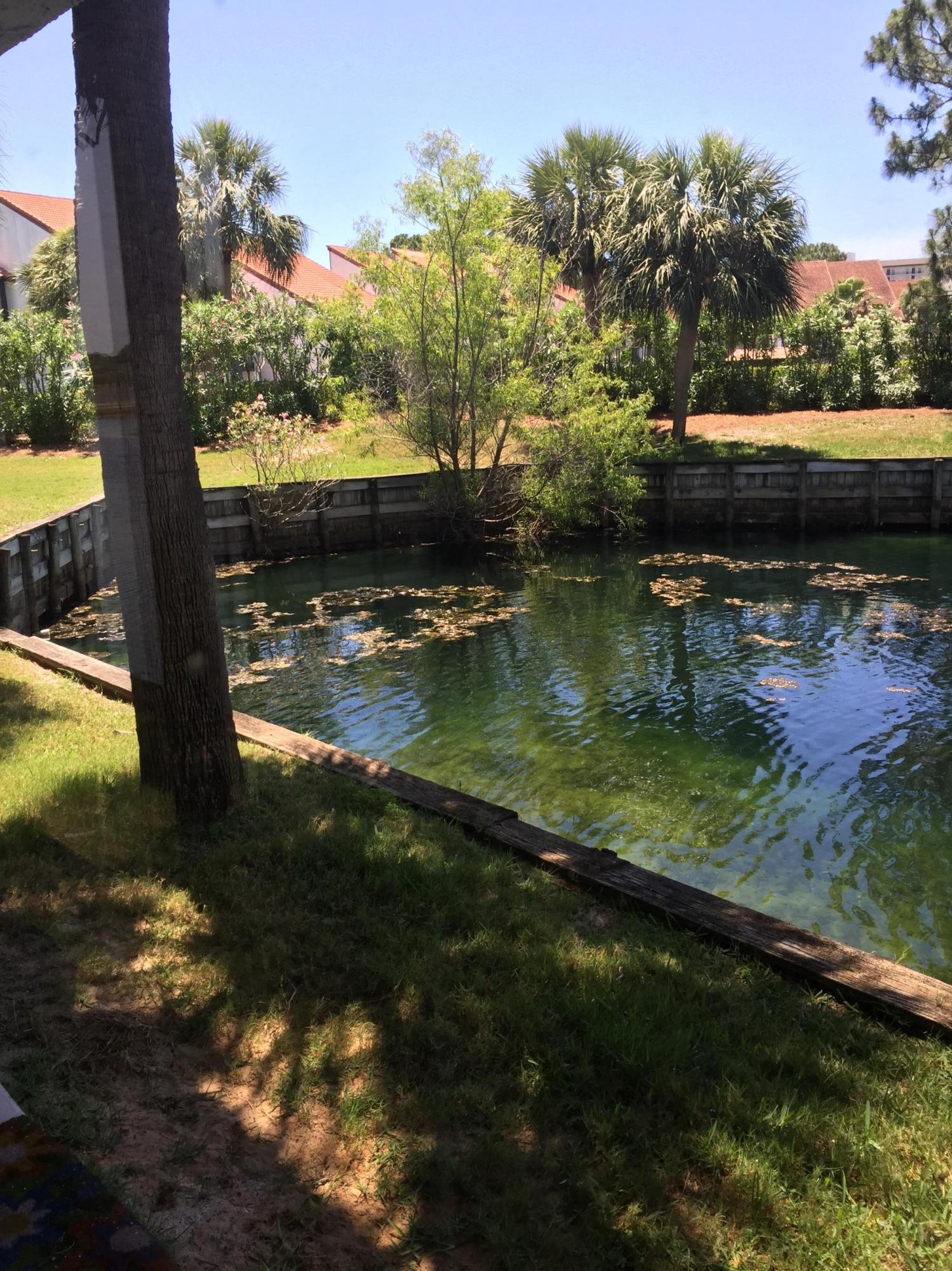 EDGEWATER GOLF VILLAS V-C CONDO - Residential