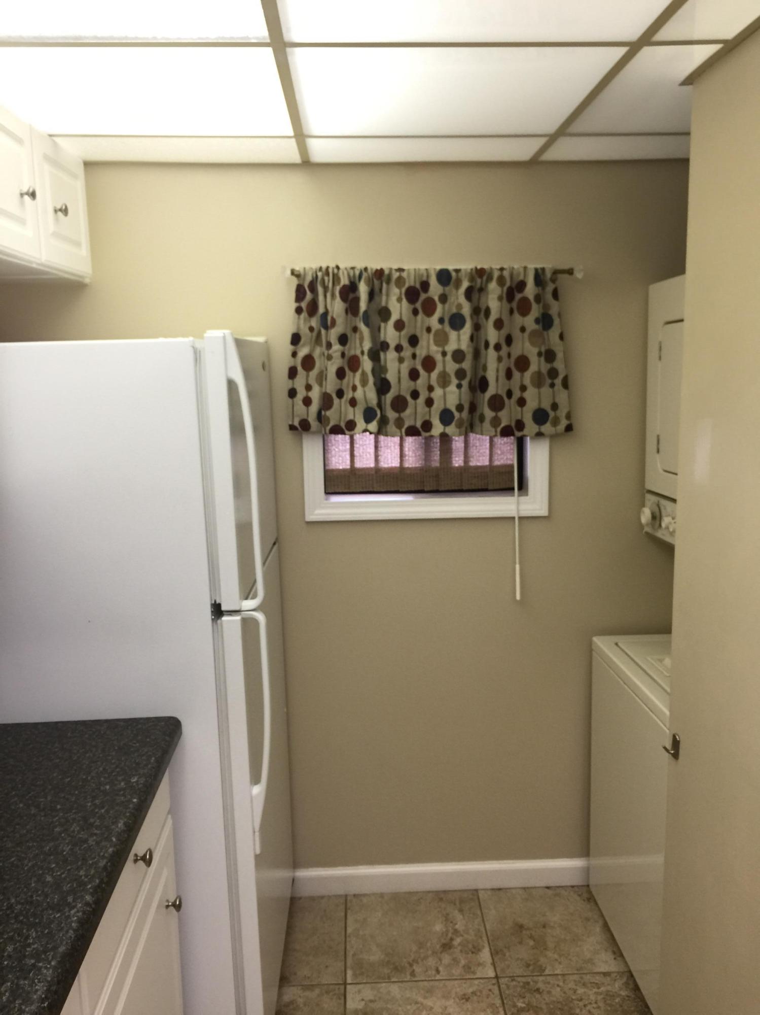 EDGEWATER GOLF VILLAS V-C CONDO - Residential