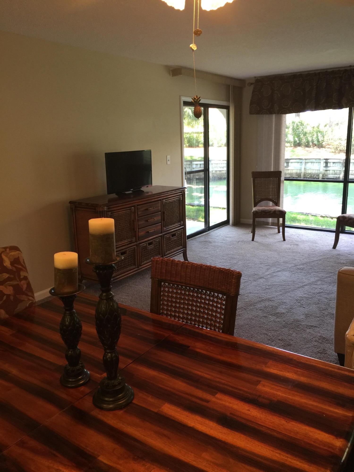 EDGEWATER GOLF VILLAS V-C CONDO - Residential