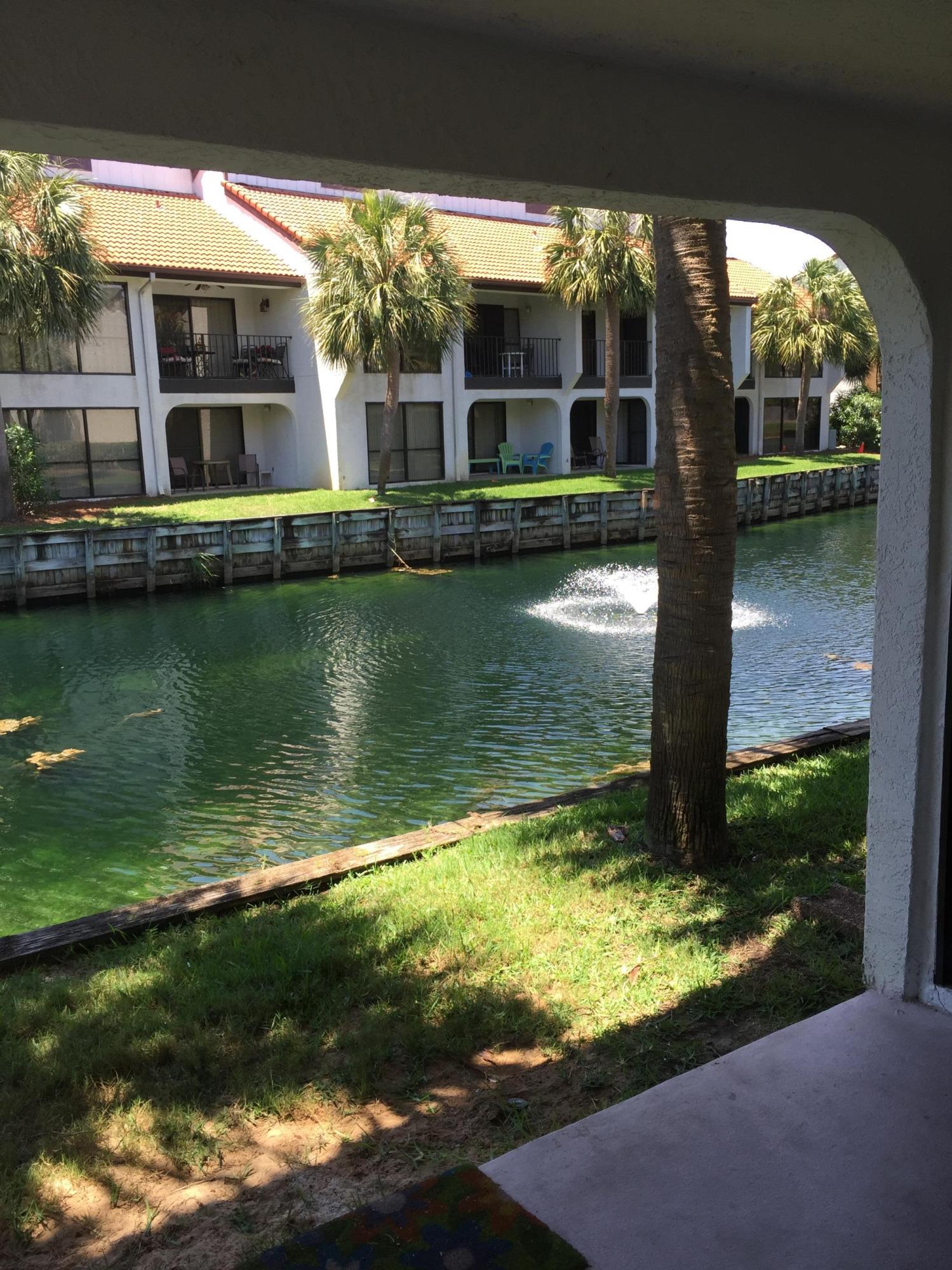 EDGEWATER GOLF VILLAS V-C CONDO - Residential