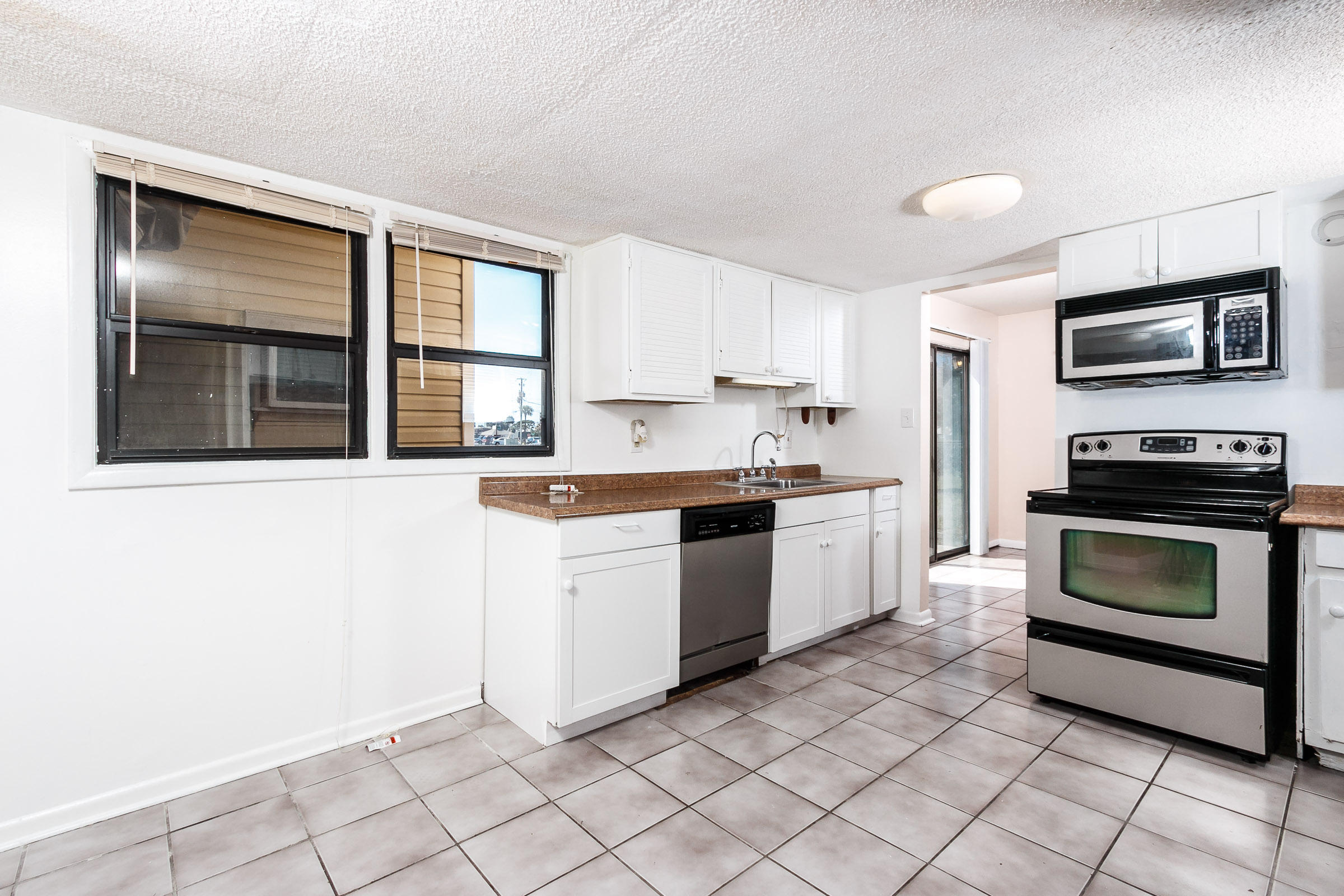 SANTASIA PARK 6TH ADDN - Residential