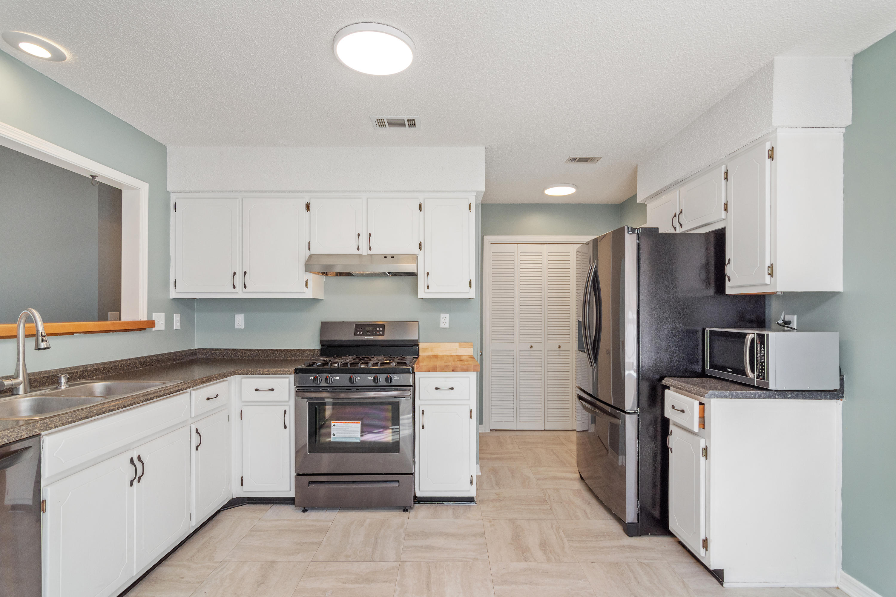 SHOAL TERRACE ESTATES - Residential