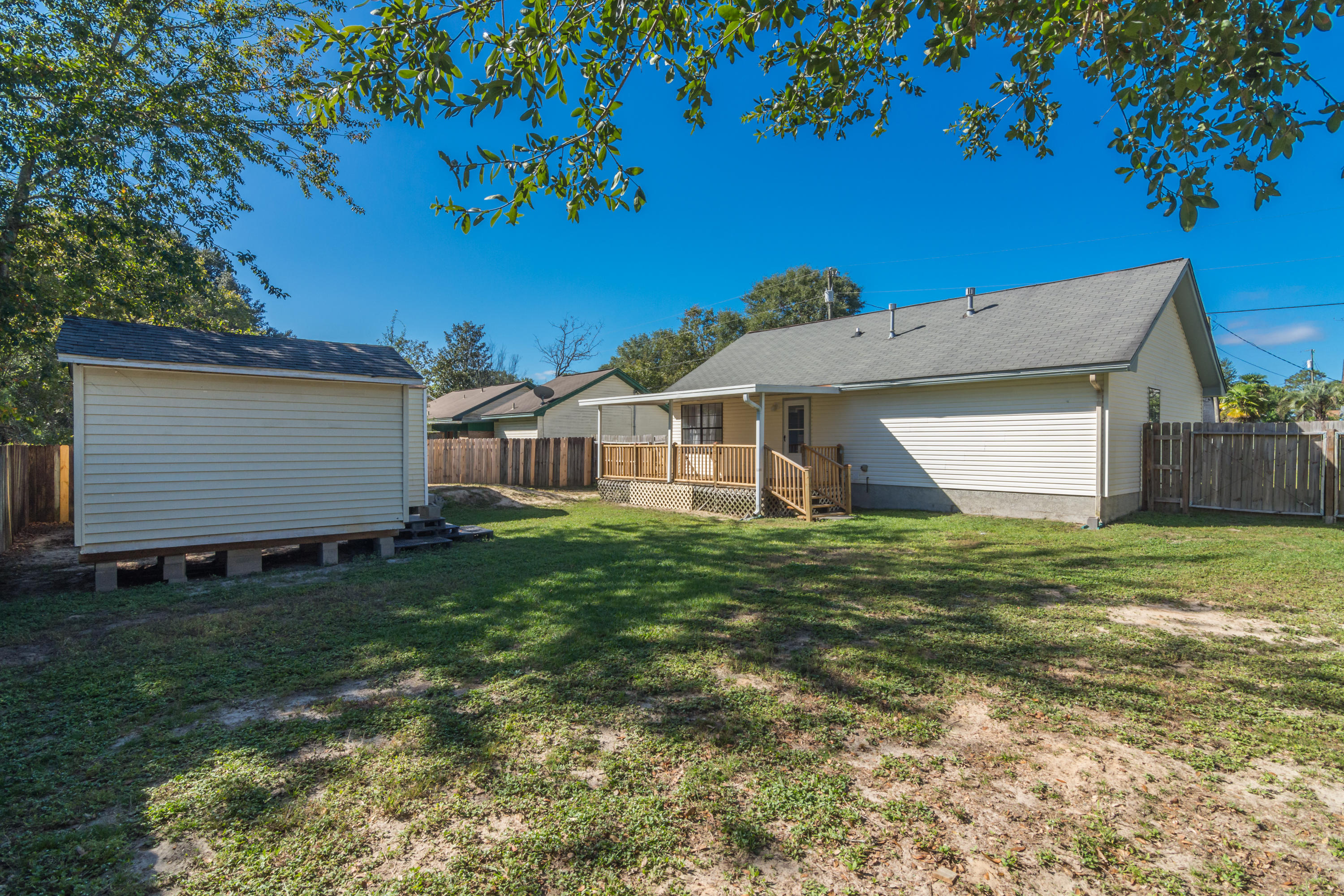 SHOAL TERRACE ESTATES - Residential